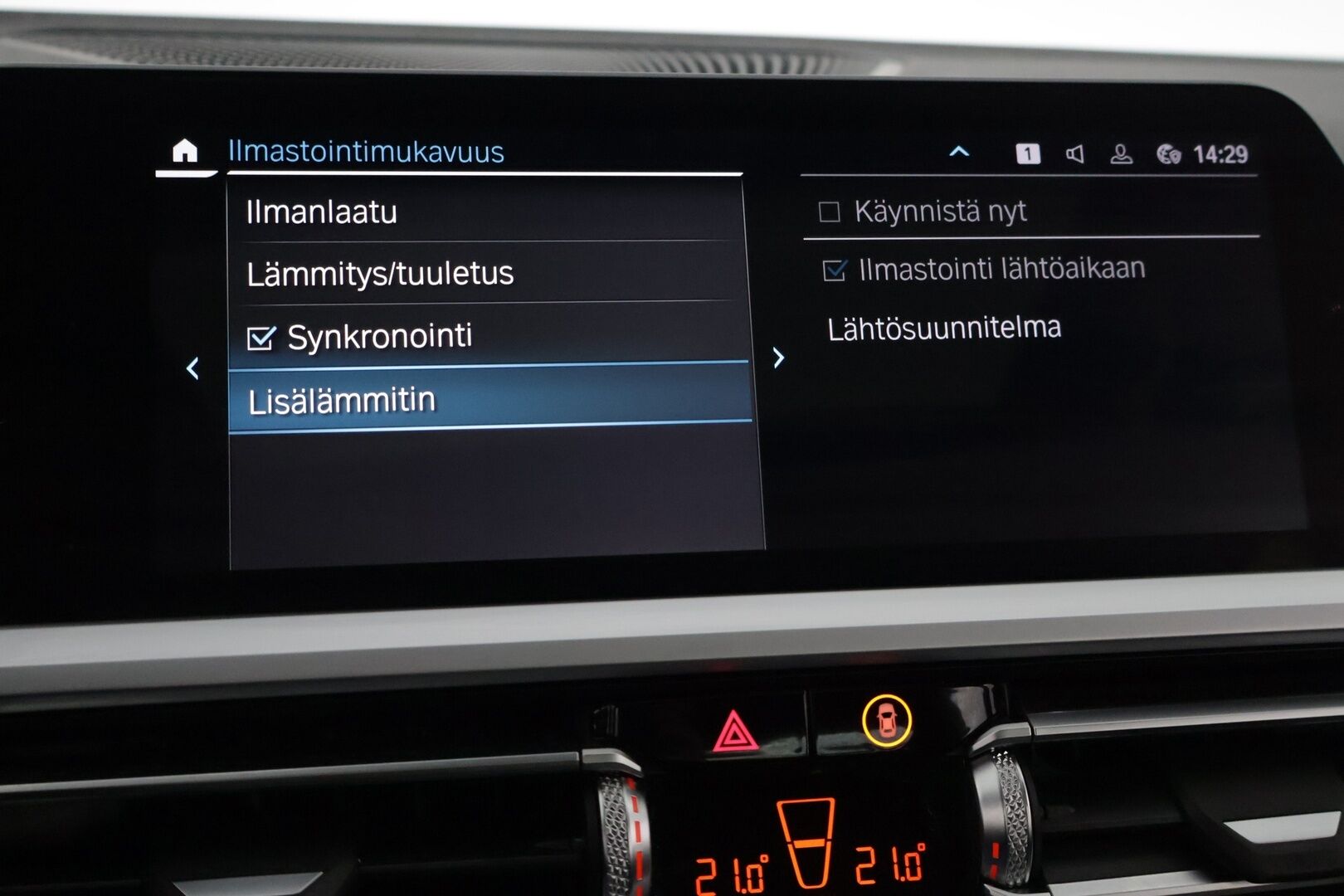 BMW 330 2020 G20 Sedan 330e M-Sport *Kattoluukku / Vakionopeudensäädin / Hifit / Puolinahkapenkit / LED-ajovalot / Kattoluukku / Sähkötoiminen takaluukku* - *2x Aluvanteet / Android auto sekä Appe Carplay / Musta sisäkatto / Upea Väriyhdistelmä*