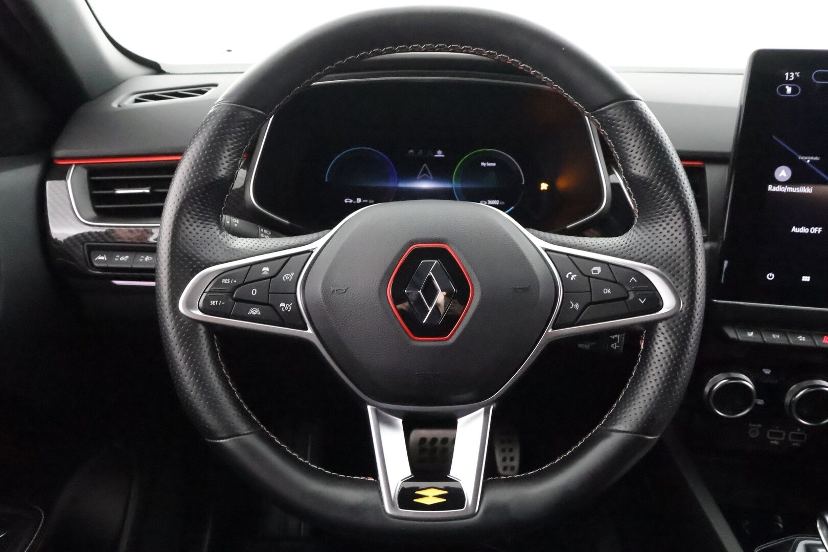 Renault Arkana 2023 E-TECH 145 Hybrid R.S. Line * ACC / Nahkasisusta / LED / P.Kamera / Sähköpenkit / Navi / Kaistavahti / Keyless * - Suomi-auto / Kahdet renkaat aluvanteilla - HULLUT AVAJAISHULINAT KORKOTARJOUS 3,29 %
