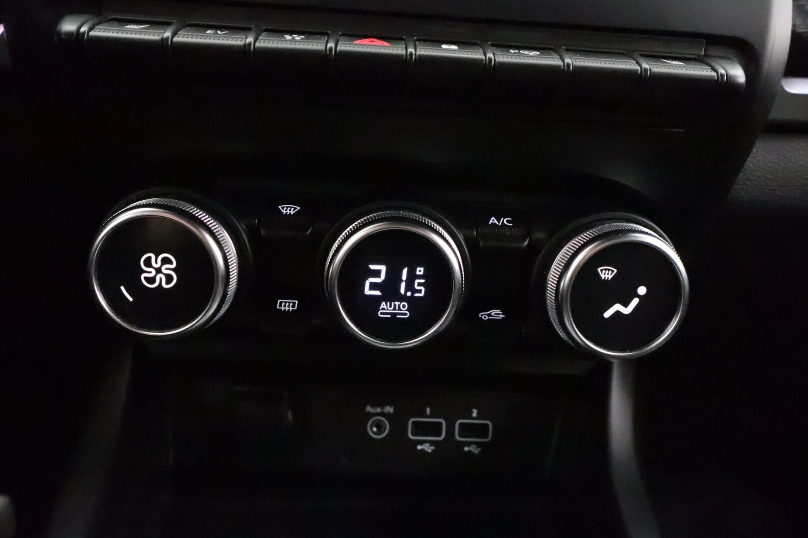 Renault Arkana 2023 E-TECH 145 Hybrid R.S. Line * ACC / Nahkasisusta / LED / P.Kamera / Sähköpenkit / Navi / Kaistavahti / Keyless * - Suomi-auto / Kahdet renkaat aluvanteilla - HULLUT AVAJAISHULINAT KORKOTARJOUS 3,29 %