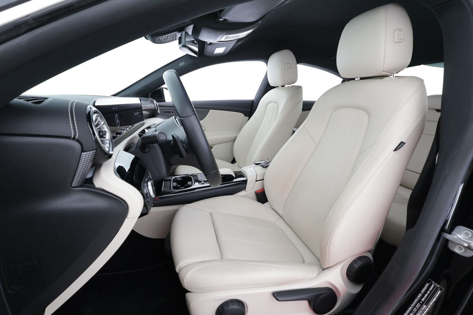 Mercedes-Benz CLA 2022 200 d 4MATIC A Business - | Suomiauto | Koukku | LED High Performance | Widescreen | P.kamera | Nahat | Apple&Android | Kahdet renkaat ja vanteet |