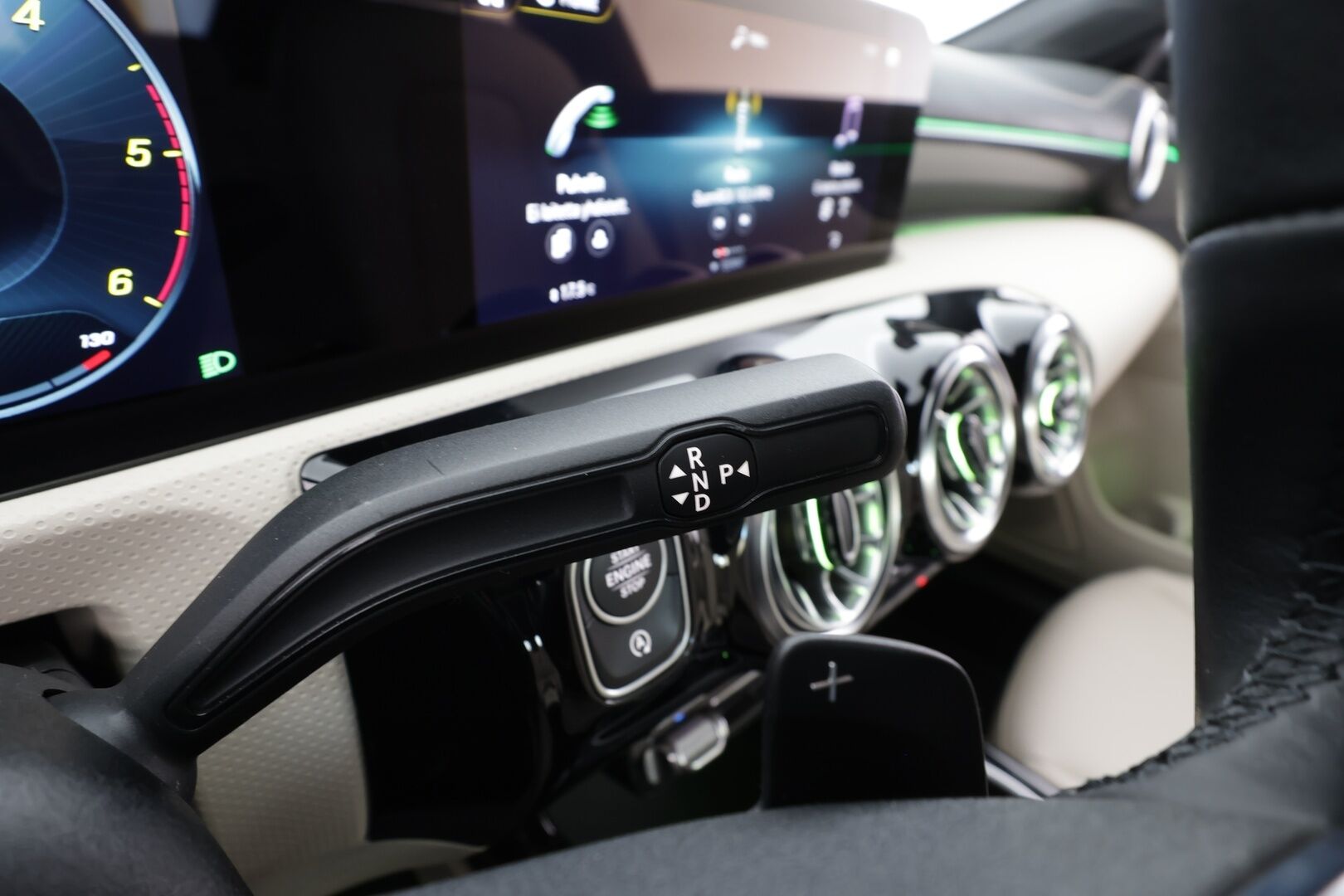Mercedes-Benz CLA 2022 200 d 4MATIC A Business - | Suomiauto | Koukku | LED High Performance | Widescreen | P.kamera | Nahat | Apple&Android | Kahdet renkaat ja vanteet |