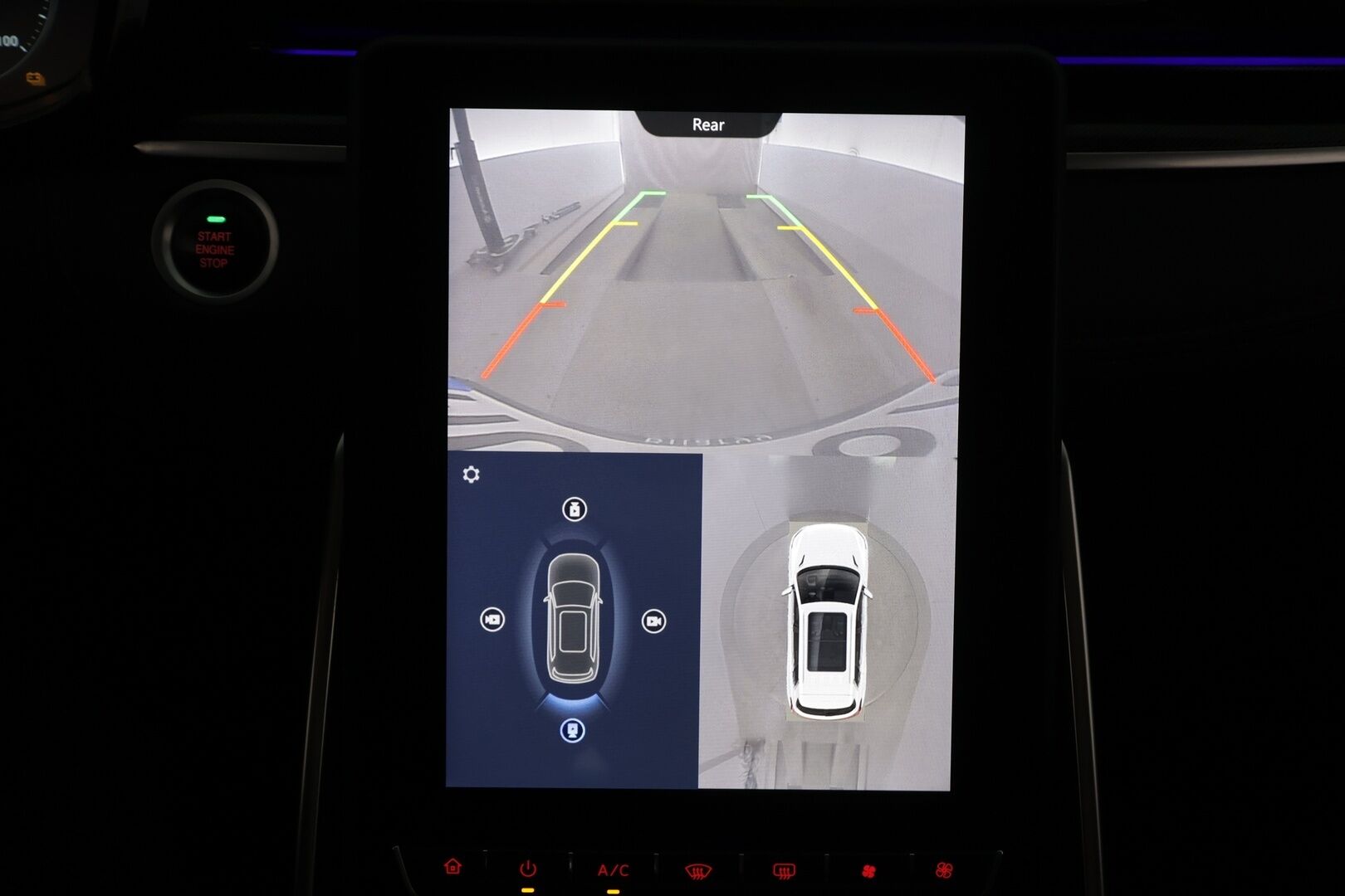 Maxus Euniq 6 2022 Grand Suv - | ACC | Nahkaverhoilu | Sähköpenkit | Panorama | 360° | BSM | Lane Assist | RCTA | Ambient light | Keyless | Apple Carplay | 1-om suomiauto | 2x renkaat aluin | 
