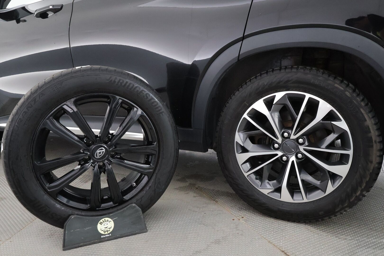 Maxus Euniq 6 2022 Grand Suv - | ACC | Nahkaverhoilu | Sähköpenkit | Panorama | 360° | BSM | Lane Assist | RCTA | Ambient light | Keyless | Apple Carplay | 1-om suomiauto | 2x renkaat aluin | 