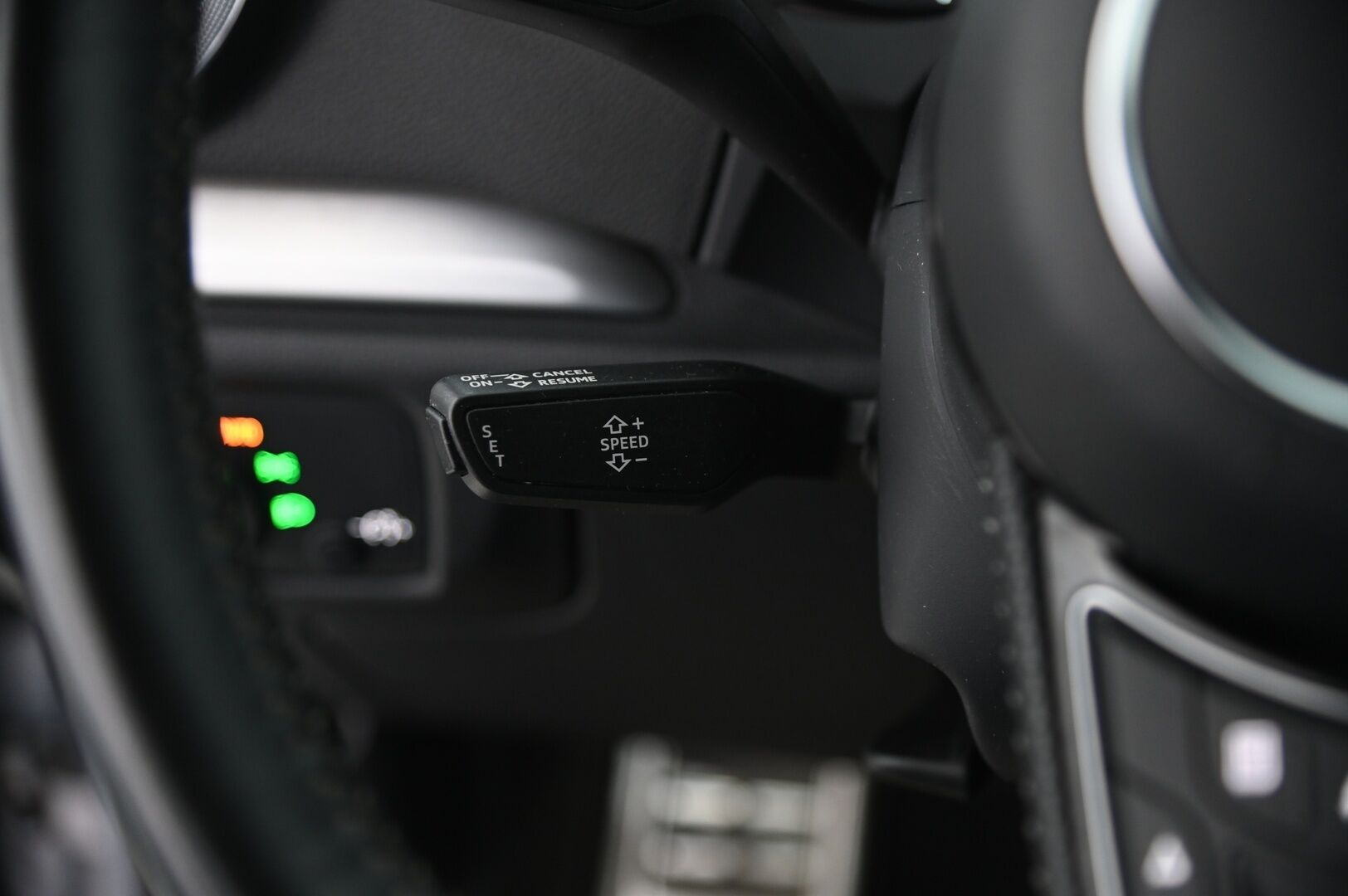 Audi A3 2017 Sportback e-tron S-line - S-line | P.kamera | LED | Keyless | 2 renkaat aluvanteilla
