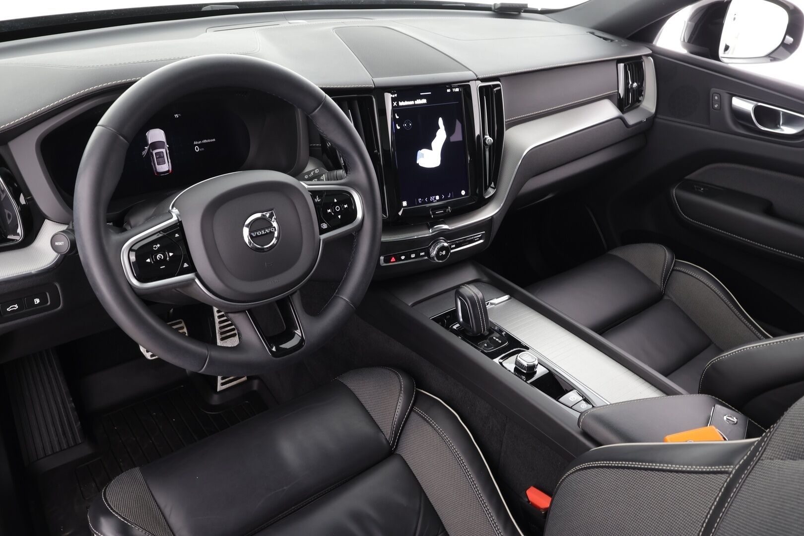 Volvo XC60 2022 T6 AWD Long Range R-Design Edition aut * ACC / P.kamera / Full LED / Webasto / Navi / Muistipenkki / Panorama / Facelift * - KATSO MIHIN HINTAAN Facelift! / SoH 96% / Kahdet OEM vanteet / Merkkihuollettu