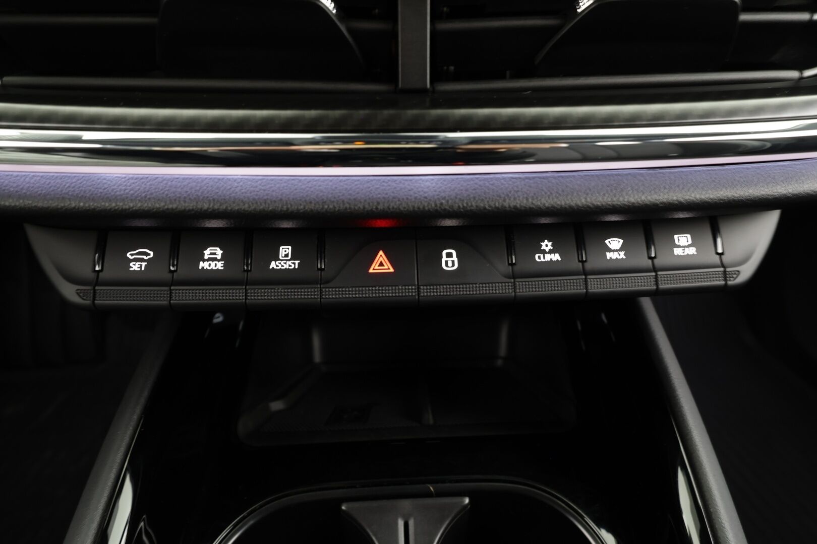 Skoda Enyaq 2023 80 SportLine iV * Canton / ACC / ILP / Matrix-LED / Koukku / P.Kamera / Muistipenkki / Navi / Keyless * - 1-om Suomi-auto / Akku kuntotarkastettu SoH 93% / 2x Latauskaapelit / Kahdet renkaat