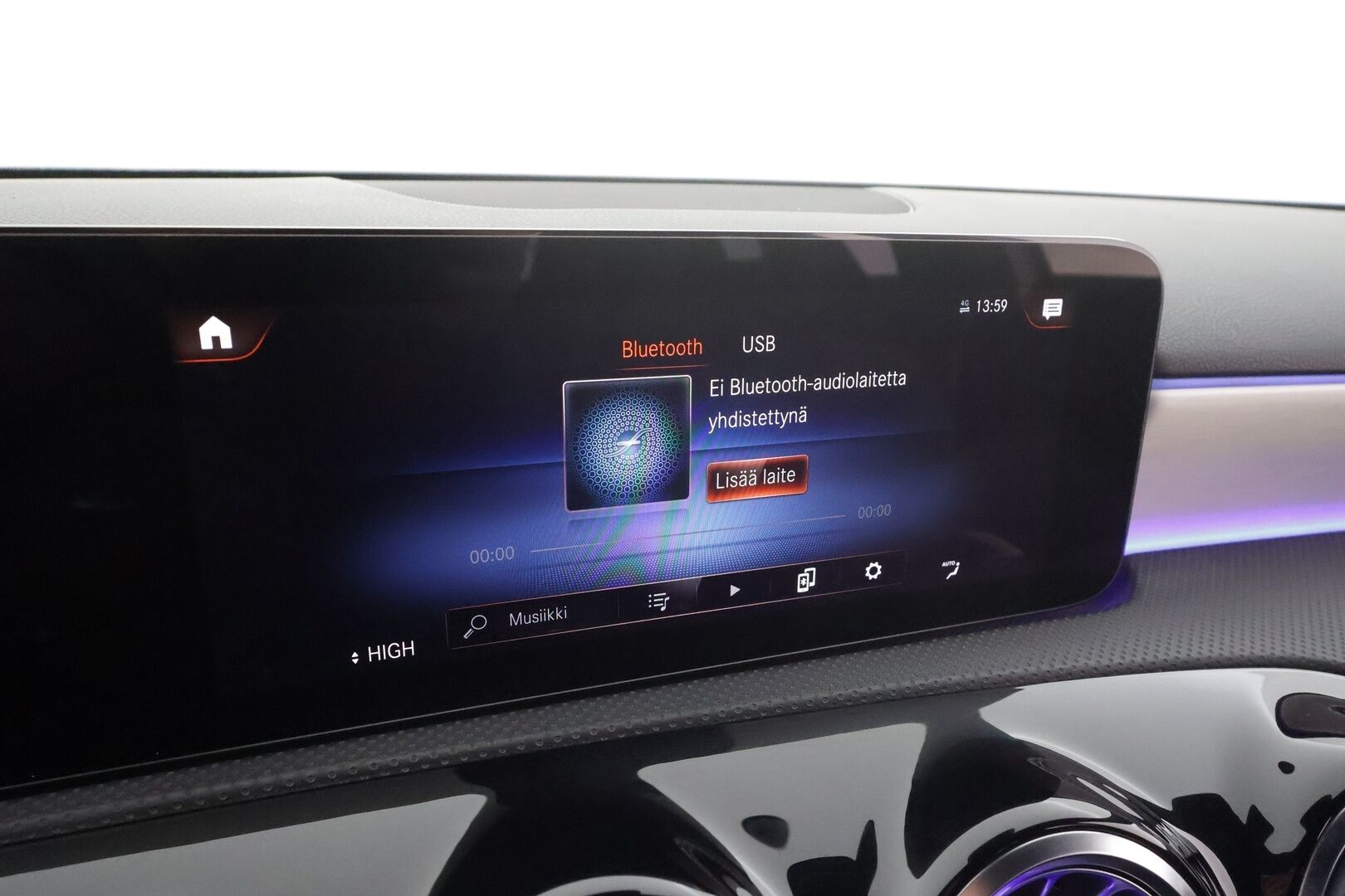 Mercedes-Benz A 2023 250 e A Business AMG Edition * Widescreen / Vakkari / LED / Sporttipenkit / P.kamera / Apple&Android * - 1.Om Suomi-auto / Kahdet renkaat ja vanteet - HULLUT AVAJAISHULINAT KORKOTARJOUS 3,29 %