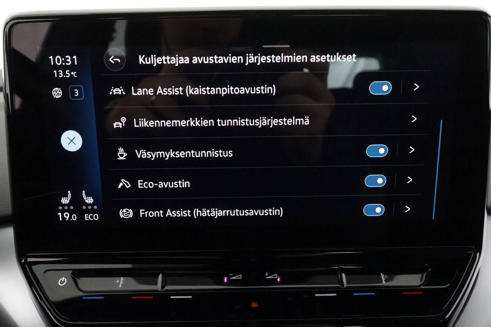 Volkswagen ID.4 2023 Pro Performance 150kW * ILP / Koukku / ACC / LED / P.tutkat / Navi / Kaistavahti / Digimittaristo * - 1-om Suomi-auto / Akku kuntotarkastettu SoH 94,7% /  2x Latauskaapelit / Kahdet renkaat / Merkkihuollettu! - HULLU BLACKWEEK KORKOTARJOUS 2,49%