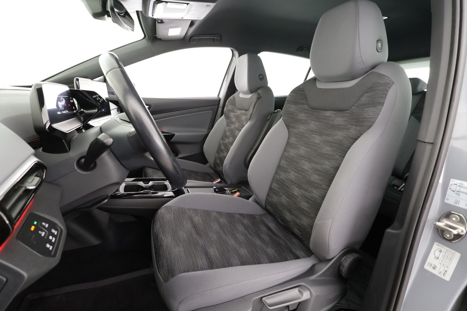 Volkswagen ID.4 2023 Pro Performance 150kW * ILP / Koukku / ACC / LED / P.tutkat / Navi / Kaistavahti / Digimittaristo * - 1-om Suomi-auto / Akku kuntotarkastettu SoH 94,7% /  2x Latauskaapelit / Kahdet renkaat / Merkkihuollettu! - HULLU BLACKWEEK KORKOTARJOUS 2,49%