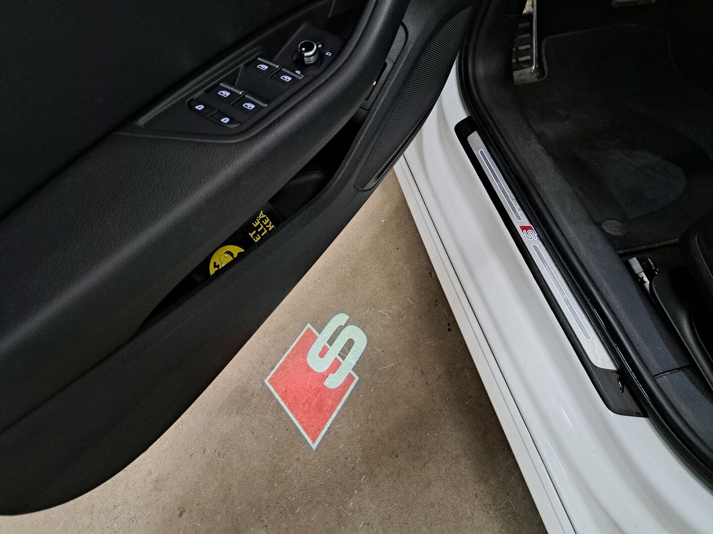 Audi A4 2023 Avant Business S line 40 TFSI 150 kW MHEV quattro S tronic * 1-om. Suomi-auto / Webasto / ACC / P.kamera / Koukku * - TULOSSA MYYNTIIN!