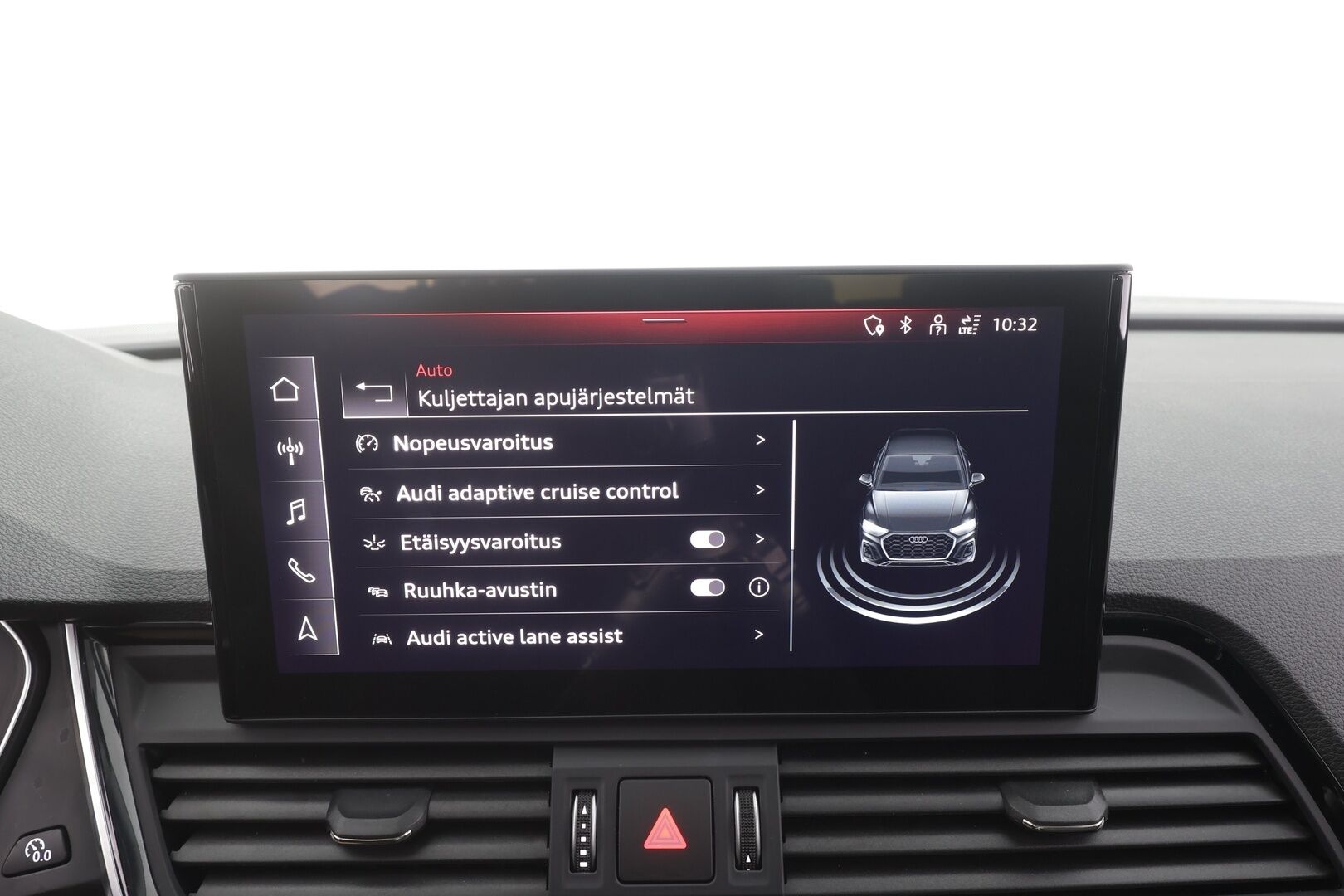 Audi Q5 2023 Progress 50 TFSI e 220 kW quattro S tronic - ACC | Koukku | LED | P.Kamera | Urheiluistuimet | Keyless | Apple&Android | SOH 98.7% 1.Om Suomi auto | Kahdet renkaat Audin alumiinivantein | Kot i& Kauppalaturi |