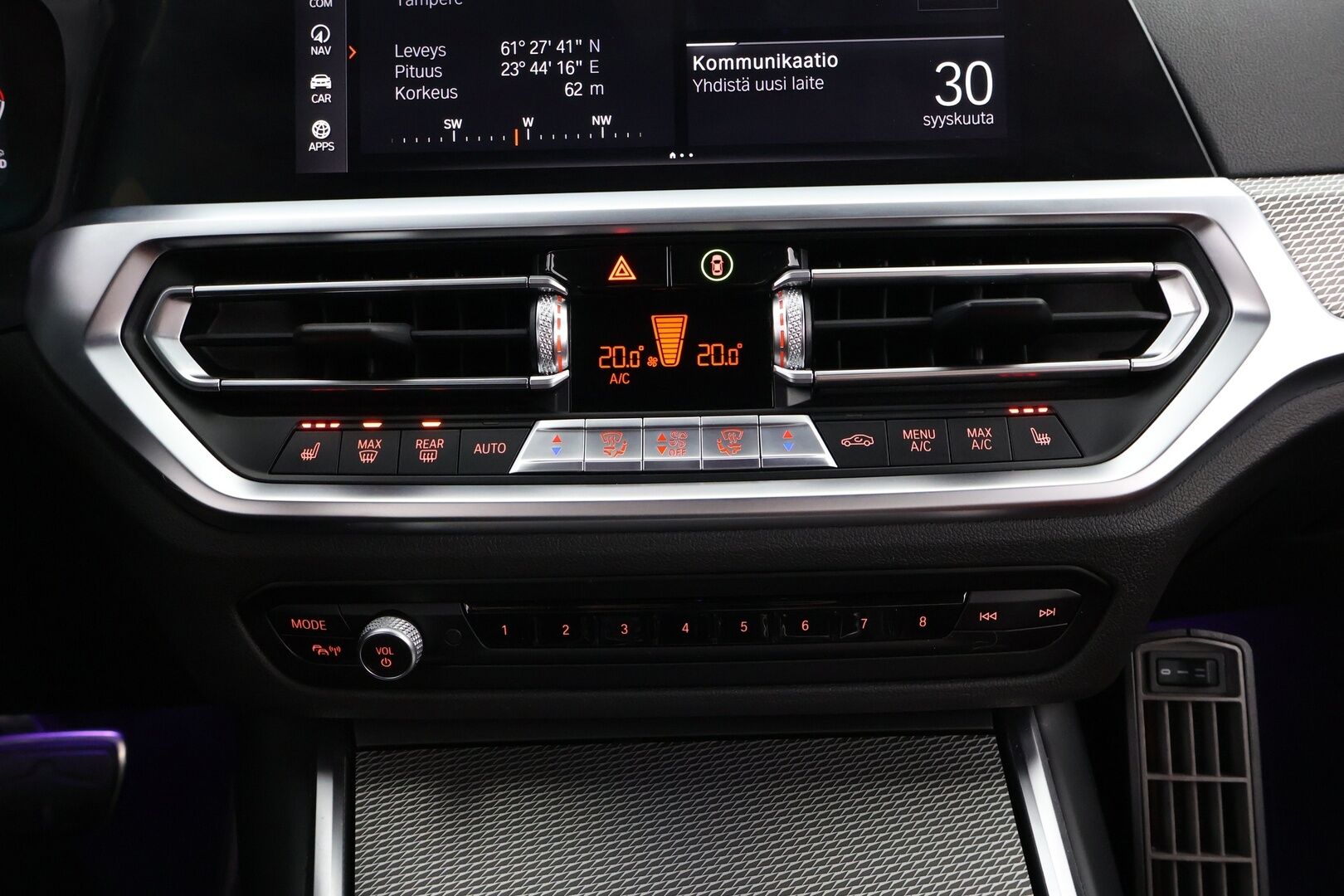BMW 220 2022 d A G42 Coupé M-Sport * HUD / Adapt.Vakkari / Harman&Kardon / Vetokoukku / Vernasca Nahkasisusta / Adapt.LED - * Todella näyttävä harvinaisuus / 2x renkailla / Jäätävillä varusteilla *