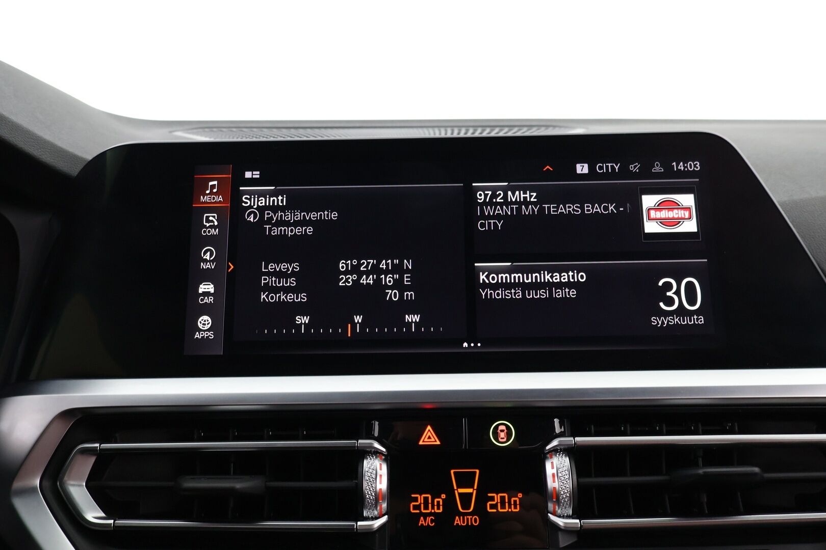 BMW 220 2022 d A G42 Coupé M-Sport * HUD / Adapt.Vakkari / Harman&Kardon / Vetokoukku / Vernasca Nahkasisusta / Adapt.LED - * Todella näyttävä harvinaisuus / 2x renkailla / Jäätävillä varusteilla *