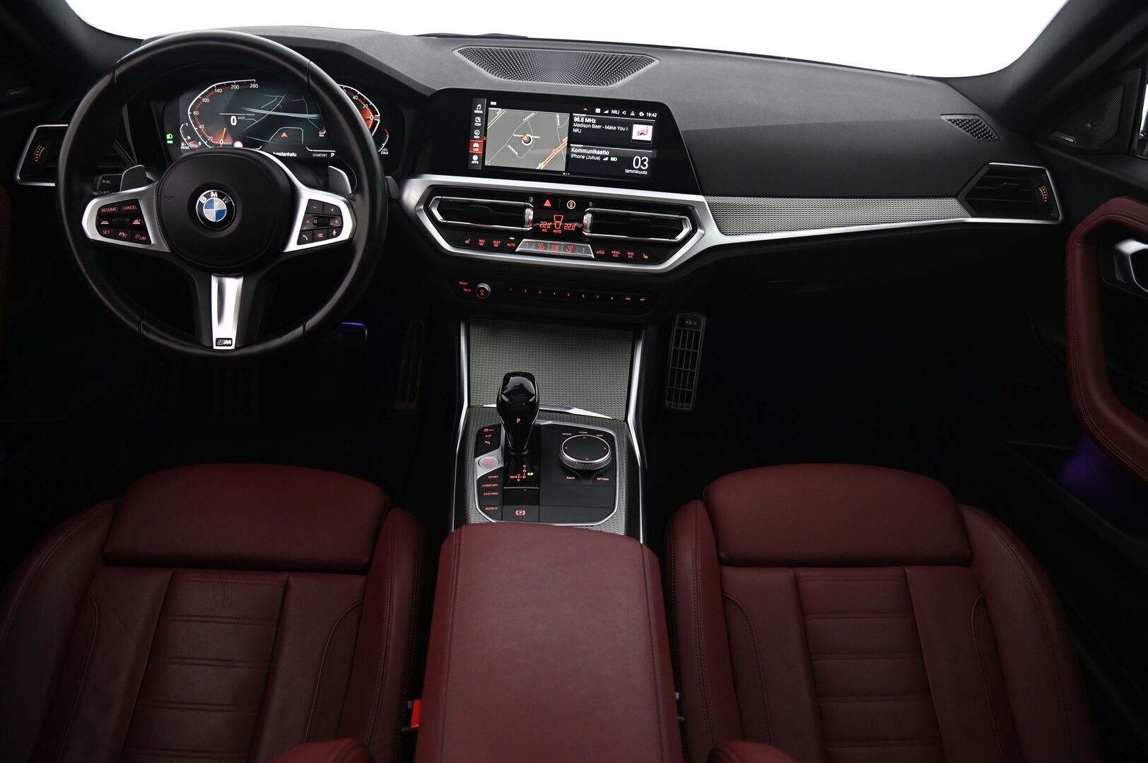 BMW 220 2022 d A G42 Coupé M-Sport * HUD / Kattoluukku / H&K / ACC / 360*Kamera * - 3,99 % KORKOTARJOUS TÄHÄN AUTOON - * Todella näyttävä harvinaisuus / 2x renkailla / Jäätävillä varusteilla *