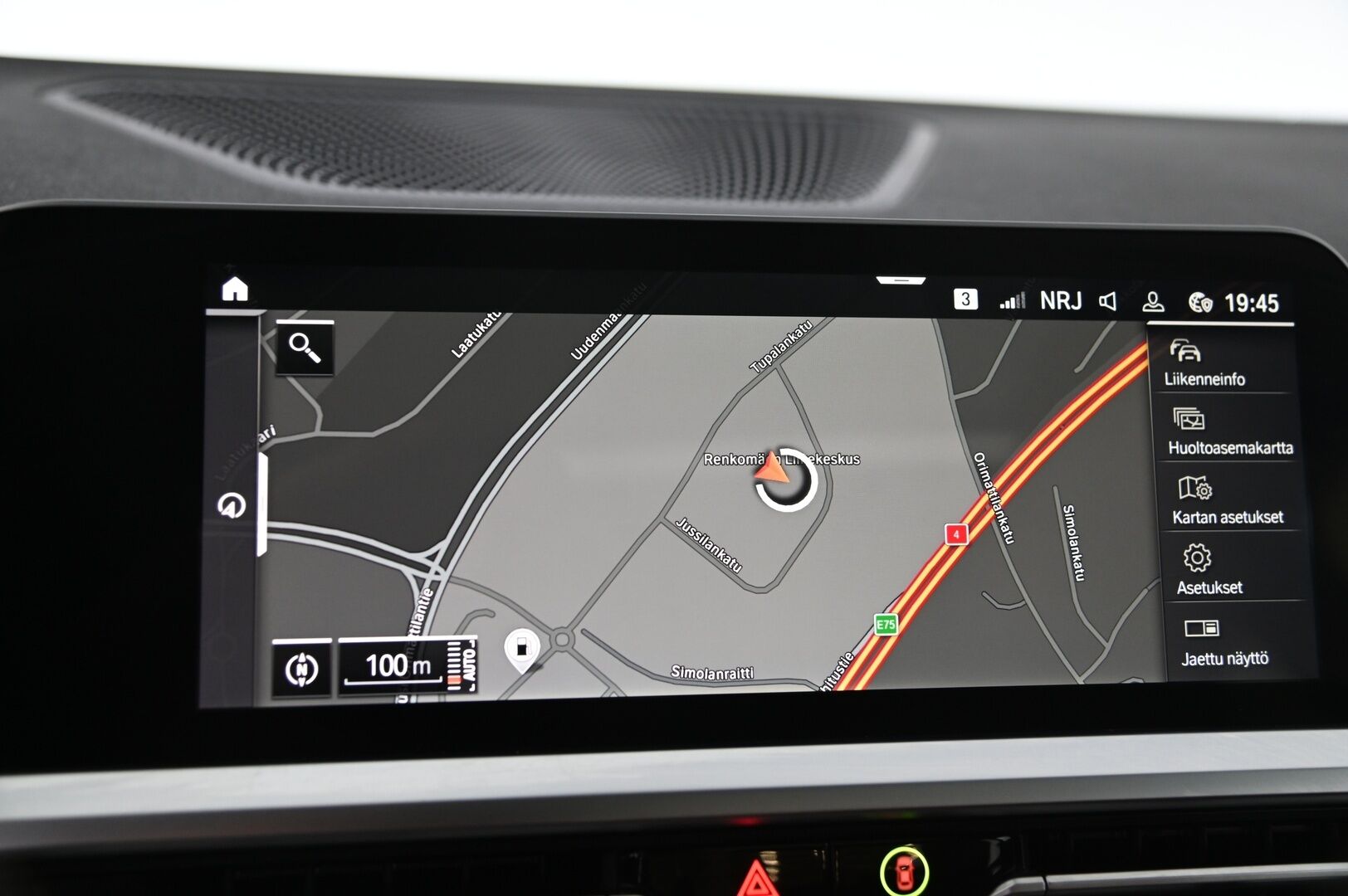 BMW 220 2022 d A G42 Coupé M-Sport * HUD / Kattoluukku / H&K / ACC / 360*Kamera * - 3,99 % KORKOTARJOUS TÄHÄN AUTOON - * Todella näyttävä harvinaisuus / 2x renkailla / Jäätävillä varusteilla *