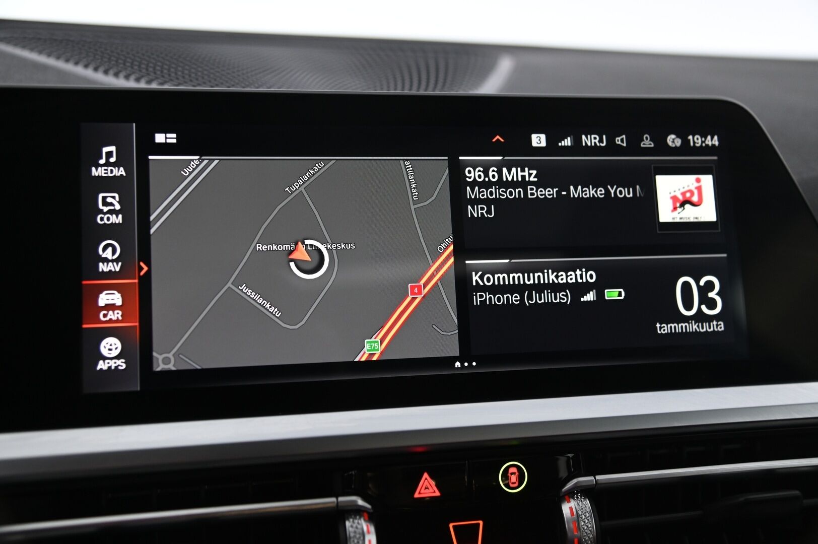 BMW 220 2022 d A G42 Coupé M-Sport * HUD / Kattoluukku / H&K / ACC / 360*Kamera * - 3,99 % KORKOTARJOUS TÄHÄN AUTOON - * Todella näyttävä harvinaisuus / 2x renkailla / Jäätävillä varusteilla *