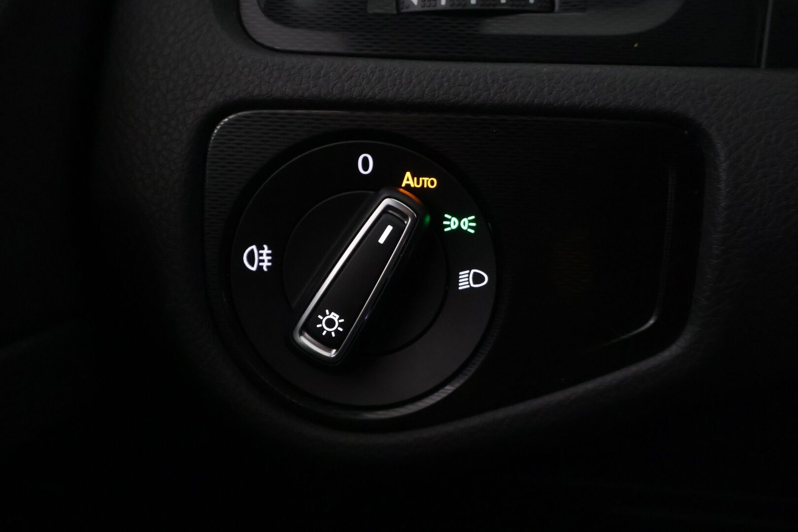 VOLKSWAGEN GOLF 2015 GTE Plug-In Hybrid 150kW - *ACC | Navigointi | LED-ajovalot | Front assist | Kattavasti huollettu | 2x Renkaat & Vanteet*