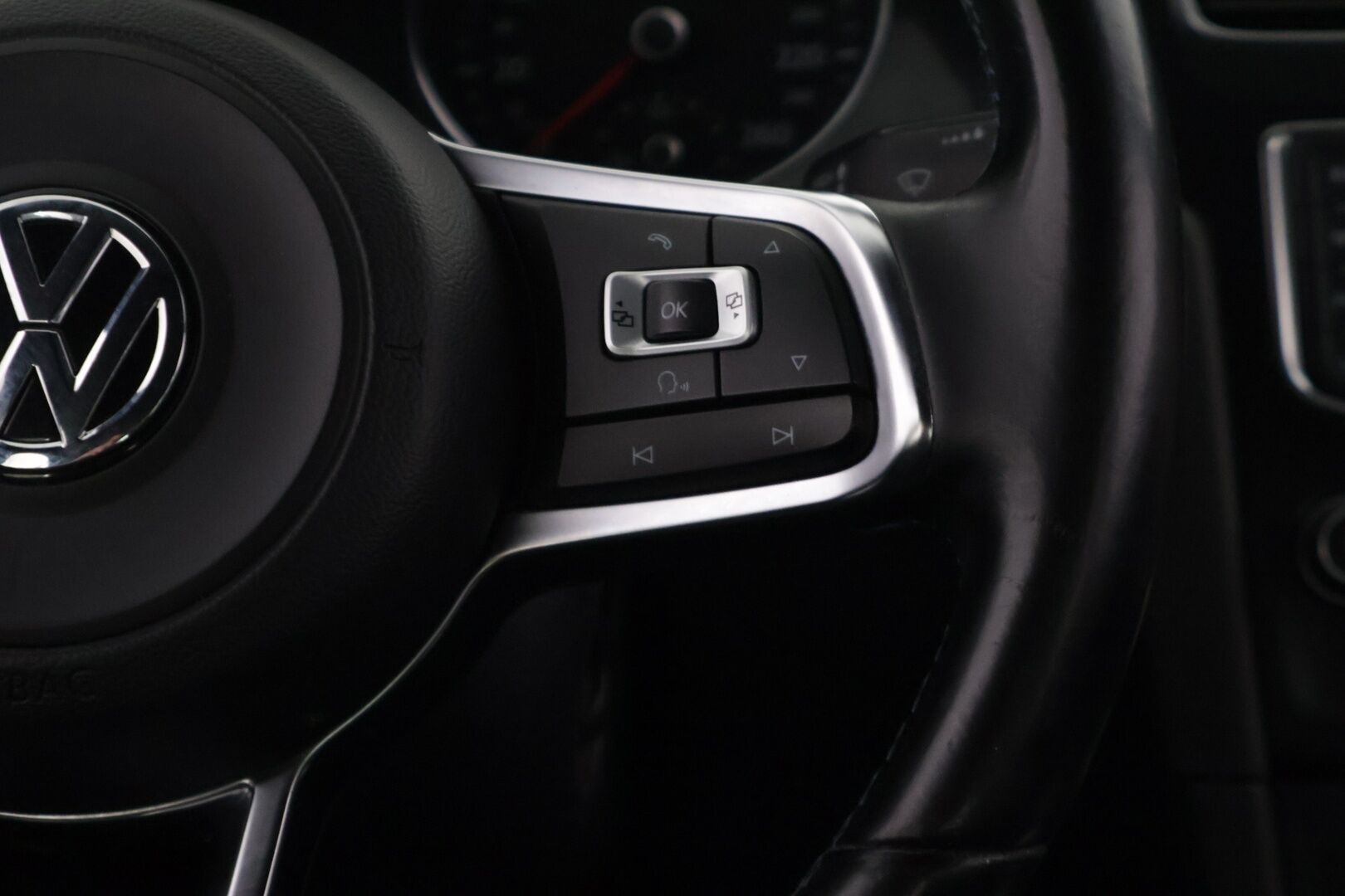 VOLKSWAGEN GOLF 2015 GTE Plug-In Hybrid 150kW - *ACC | Navigointi | LED-ajovalot | Front assist | Kattavasti huollettu | 2x Renkaat & Vanteet*