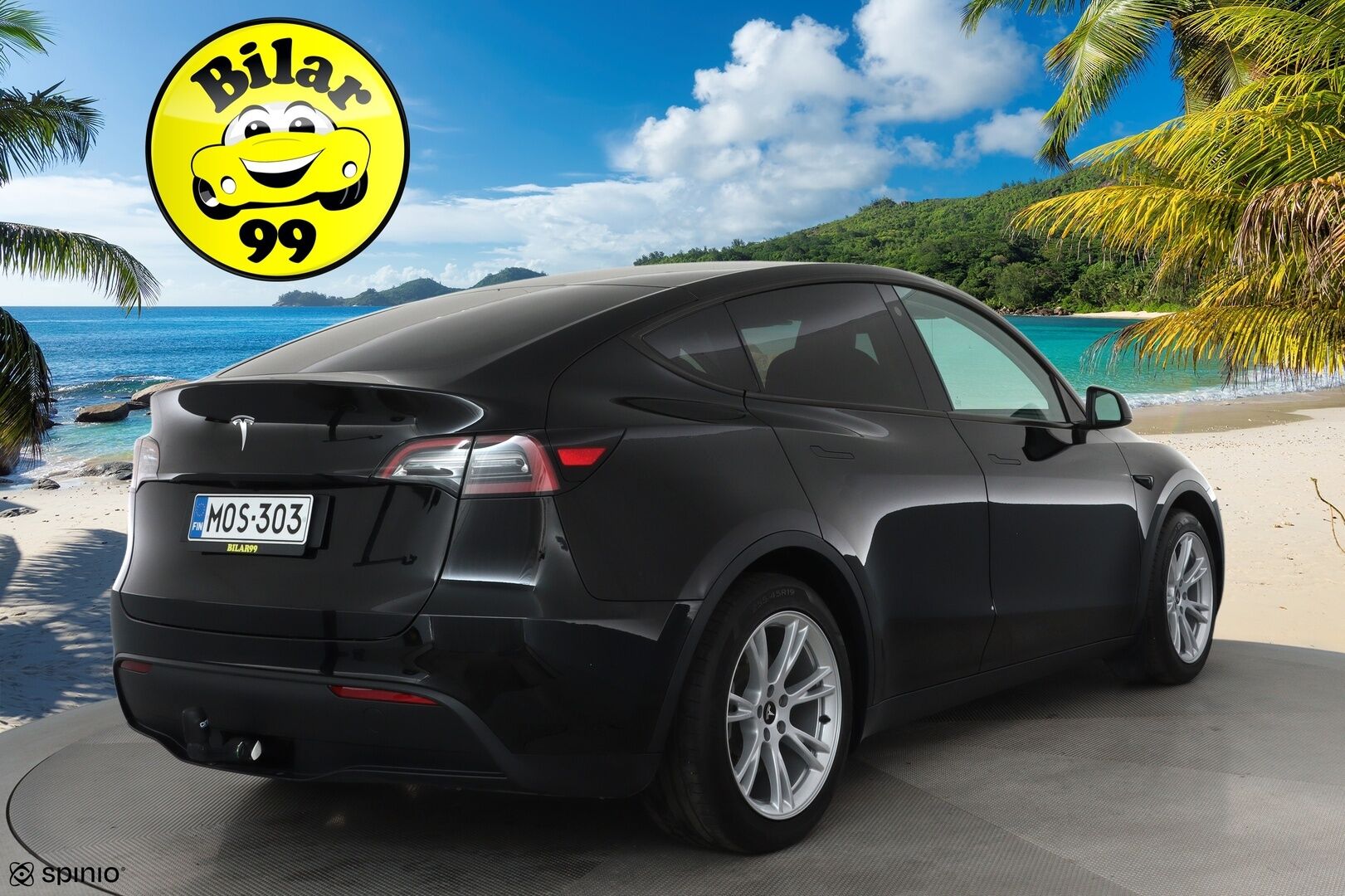 Tesla Model Y 2023 RWD **Lasikatto / Lämpöpumppu / Koukku / Adapt.Vakkari / Matrix-LED / P.Kamera / Muistipenkki / Premium Audio / Navi** - 3,99 % KORKOTARJOUS TÄHÄN AUTOON - Suomi-auto / 2x Latauskaapelit / Kahdet Renkaat 