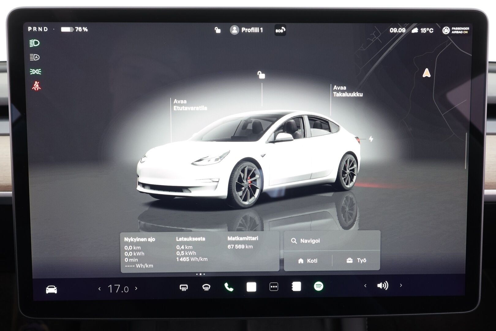 Tesla Model 3 2023 Performance * Lasikatto / ILP / ACC / Matrix-LED / P.Kamera / Muistipenkki / Premium Audio / Navi / Kaistavahti * - 1-om Suomi-auto / 2x vanteet / Akku kuntotarkastettu 
