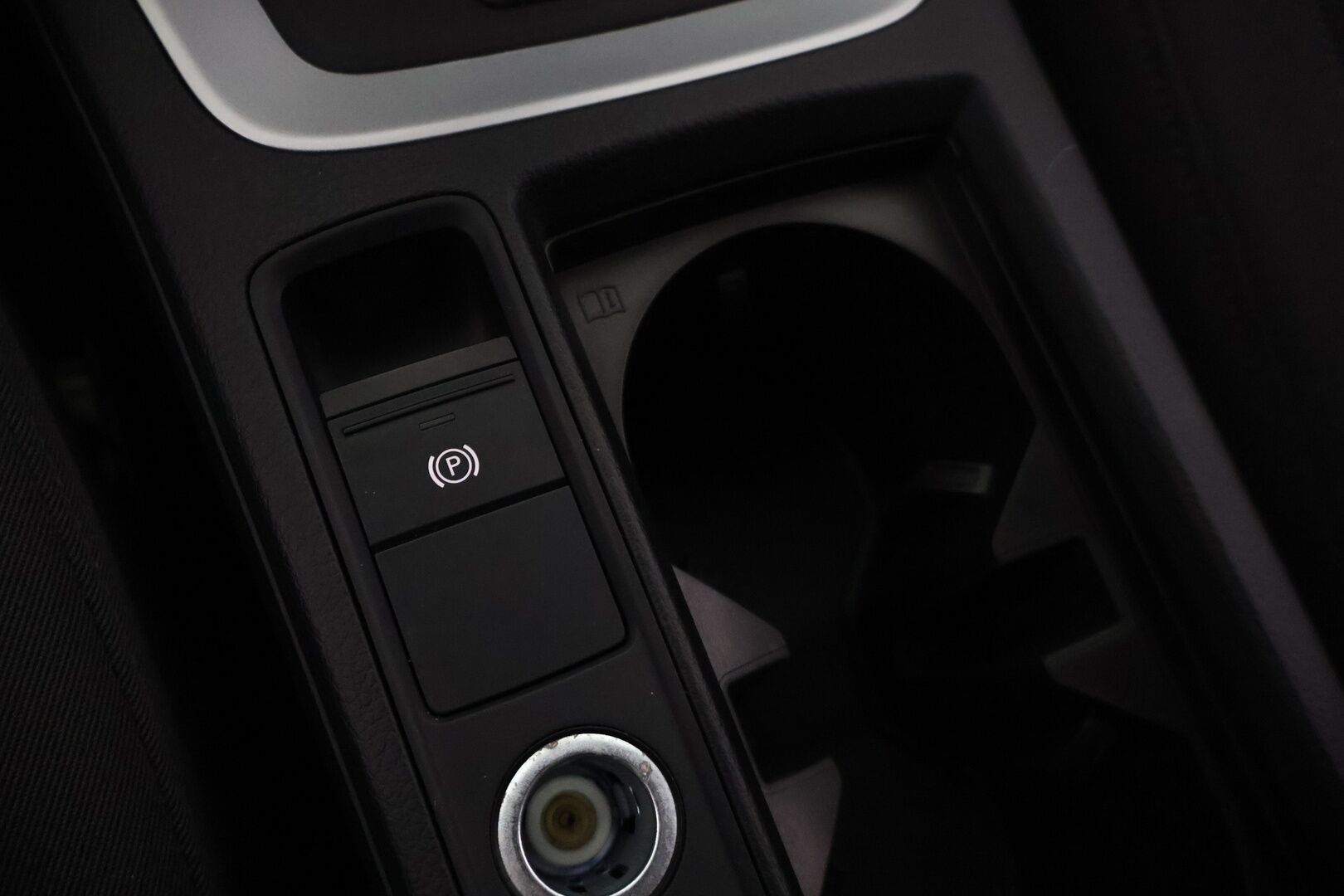 Audi Q3 2021 45 TFSI e 180 kW S tronic Business *Vakkari / Bang & Olufsen-äänentoisto / Digimittaristo / Koukku* - *2x Renkaat & Vanteet / Kattavasti huollettu* - HULLUT AVAJAISHULINAT KORKOTARJOUS 3,29 %