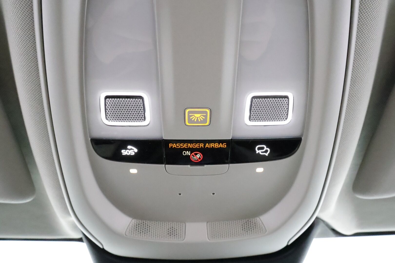 Volvo V60 2023 B3 MHEV Business Core DCT aut * ACC / P.kamera / Full LED / Koukku / Webasto / Vaaleat nahat / BLIS / KeylessGo / Facelift * - 1.Om Suomi-auto / Kahdet renkaat aluvanteilla / Merkkihuollettu