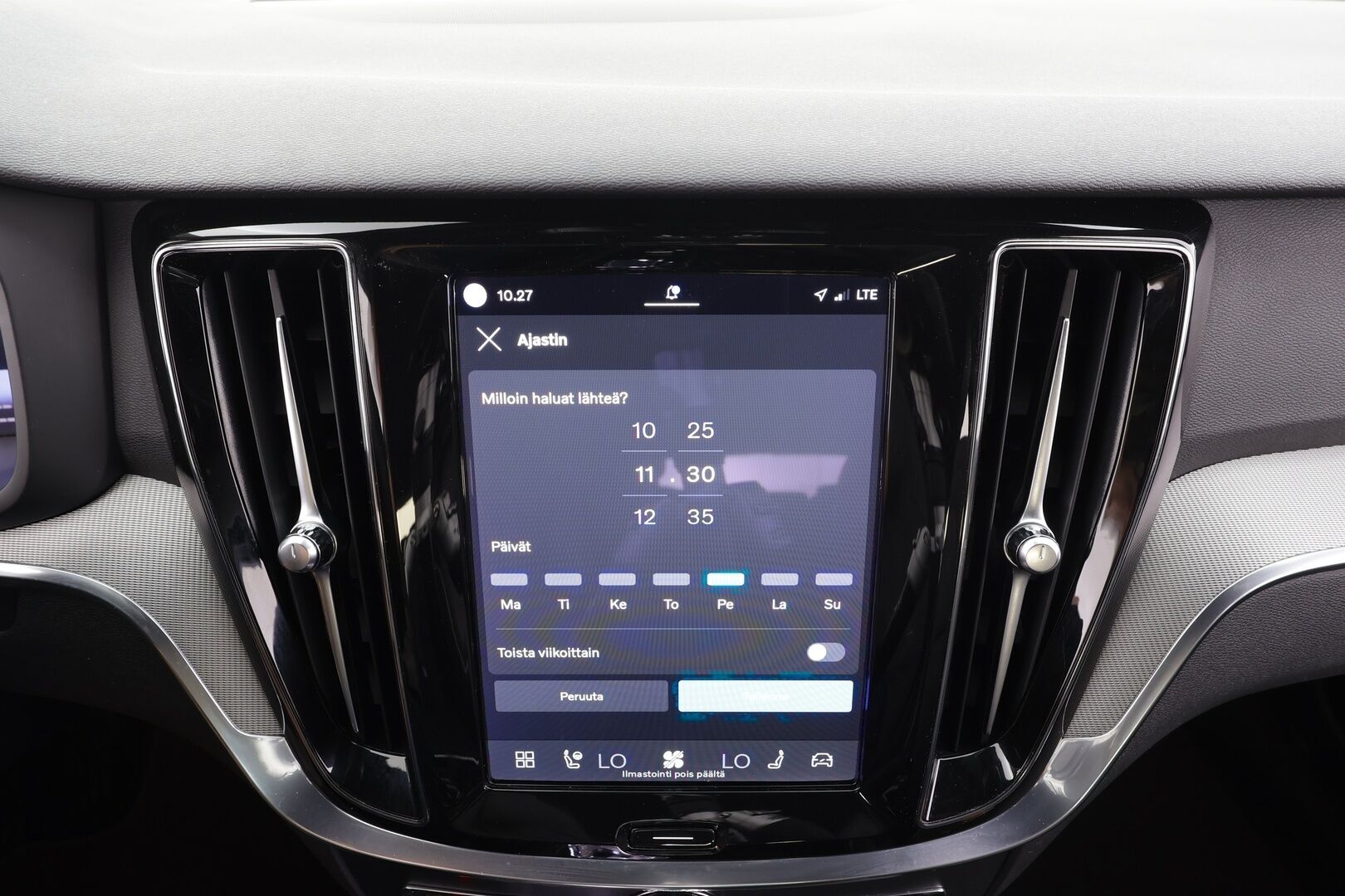 Volvo V60 2023 T8 AWD Long Range High Performance Plus Dark aut - | ACC | Sporttipenkit muistilla | Full-LED Active | Pilot Assist | BLIS | Puolinahat | Keyless | P.kamera | Lämm. ratti | 2x renkaat aluin | 1-om suomiauto |