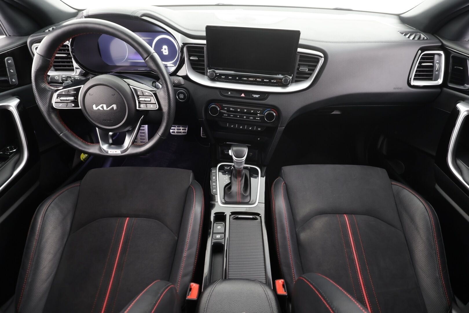 Kia ProCeed 2023 1,6 T-GDI 204hv GT Business Premium DCT - Webasto | GT-Line | JBL | ACC | LED | Kamera | Muistipenkki | Ohjauspyörän lämmitys | Kaistavahti | Viimeisin huolto 88tkm | Suomi-auto | Kahdet renkaat aluvantein