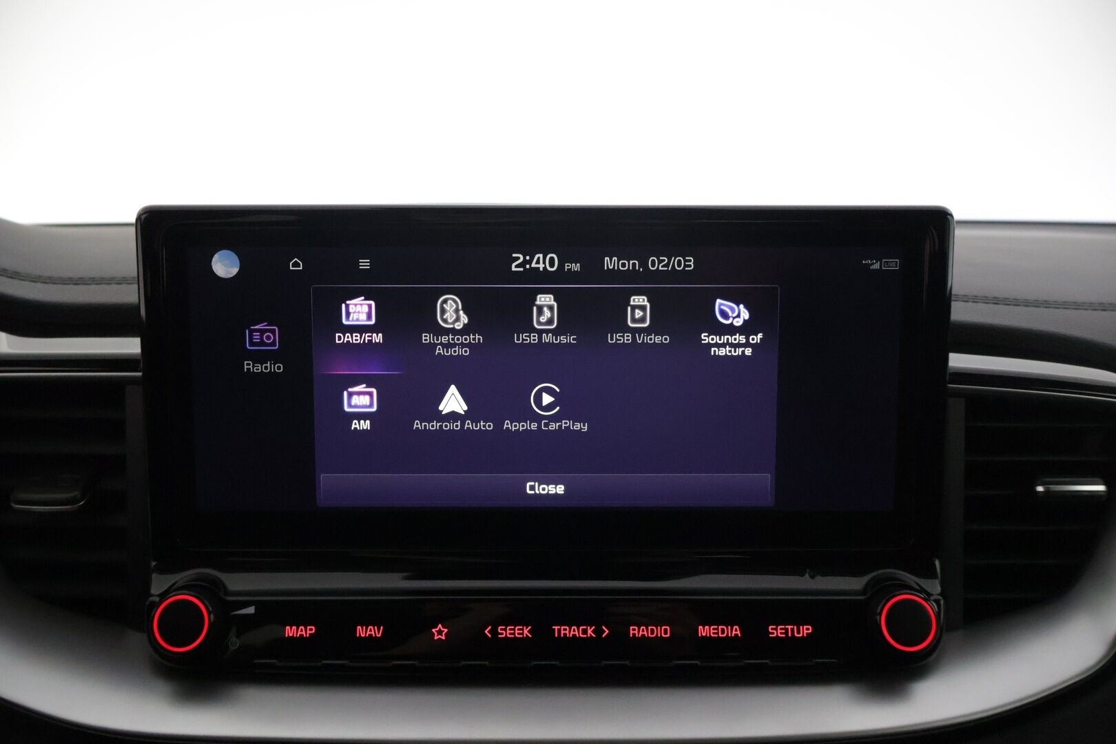 Kia Ceed 2023 1,6 GDI Plug-In Hybrid Business Premium SW DCT * Adapt. vakkari / P. Kamera / BLIS / Ilm. Nahat / Muistipenkki / Keyless / LED * - Merkkihuollettu 1 om. Suomi-auto / Kahdet renkaat Kian alumiinivanteilla! / Lohkolämmitin 