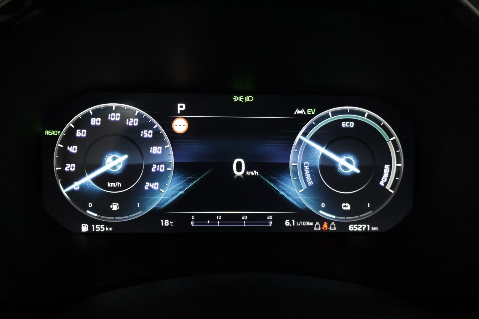 Kia Ceed 2023 1,6 GDI Plug-In Hybrid Business Premium SW DCT * Adapt. vakkari / P. Kamera / BLIS / Ilm. Nahat / Muistipenkki / Keyless / LED * - Merkkihuollettu 1 om. Suomi-auto / Kahdet renkaat Kian alumiinivanteilla! / Lohkolämmitin 