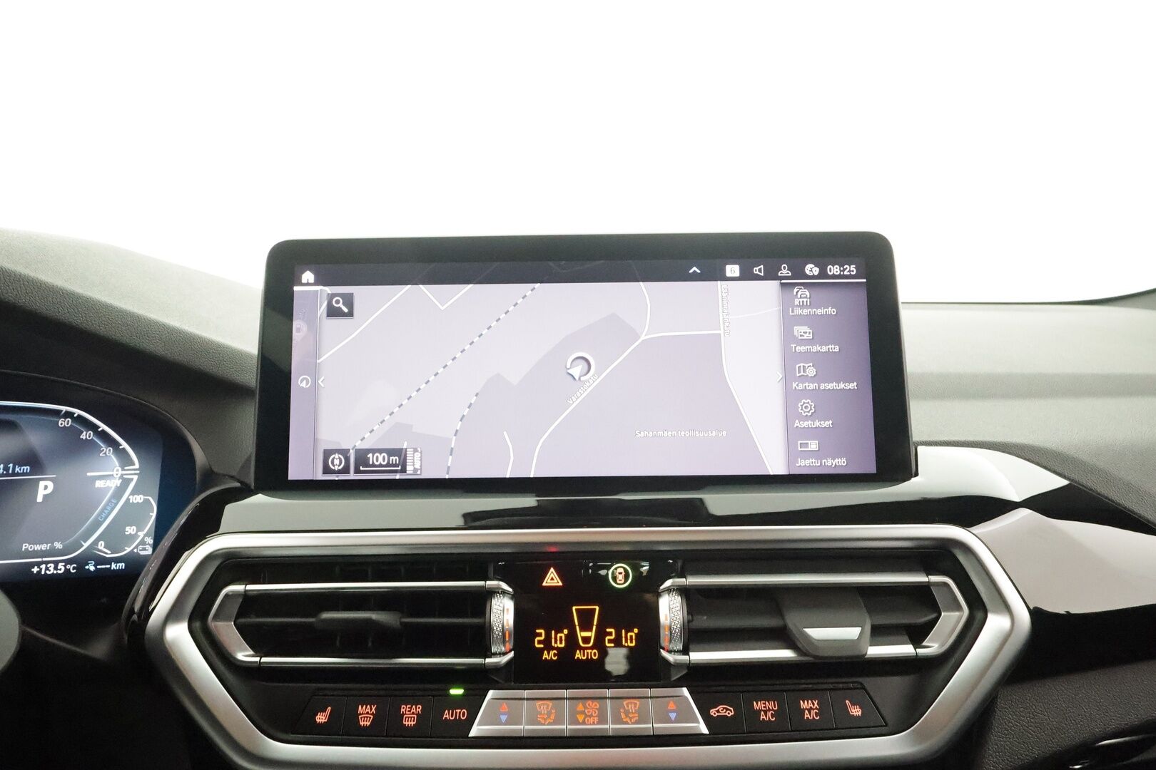 BMW X3 2023 G01 xDrive 30e A Charged Edition * ACC / P.kamera / Muistipenkki / Hifi / Sporttinahat / LED / Navi / Sähköluukku * - 1.Om Suomi-auto / Akku kuntotarkastettu / Kahdet renkaat aluvanteilla / Merkkihuollettu