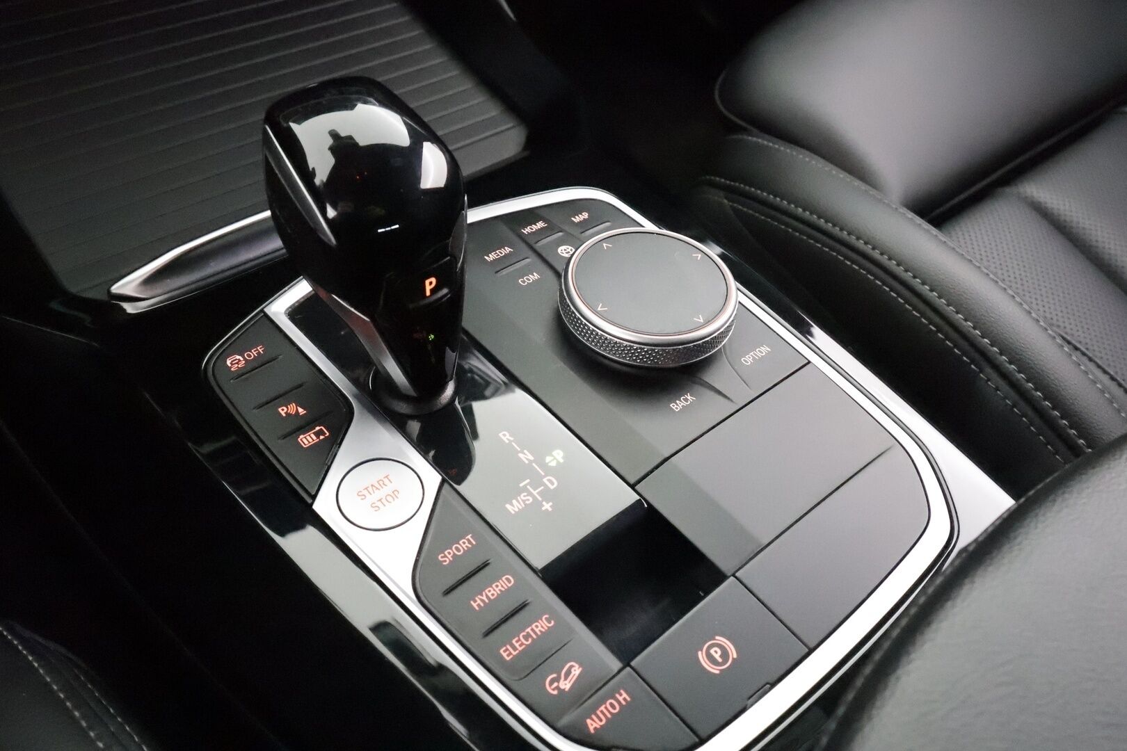 BMW X3 2023 G01 xDrive 30e A Charged Edition M-Sport * Vakkari / P.kamera / LED / Navi / Hifi / Sporttinahat / Sähköluukku * - 1.Om Suomi-auto / Akku kuntotarkastettu / Merkkihuollettu 