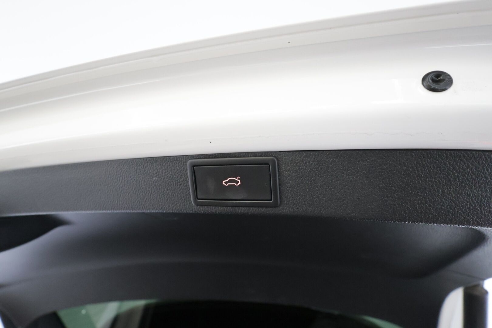 Skoda Octavia 2023 Combi 2.0 TDI 150 Ambition Nordic Edition DSG * Webasto / LED / Vakkari / Kaistavahti / Keyless * - 1.Om Suomi-auto / Kahdet renkaat