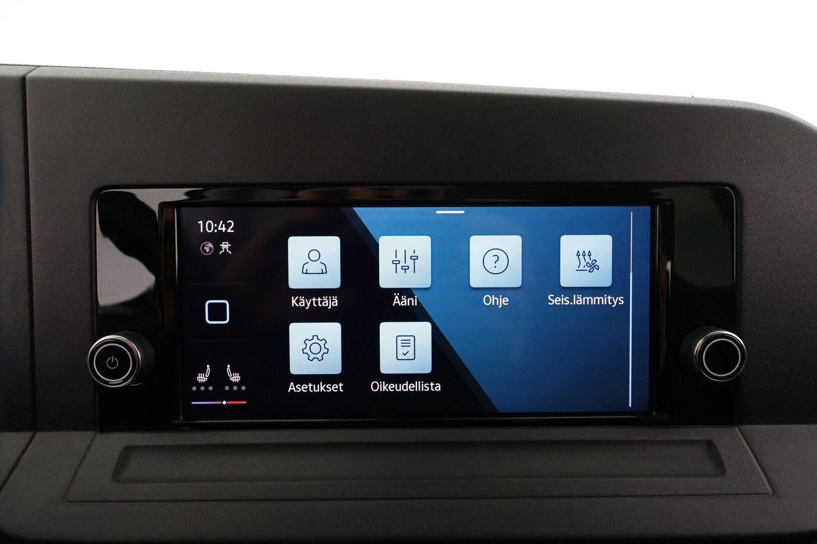 Volkswagen Caddy 2023 Family 2,0 TDI 75kW  7-P * 1.Om Suomi-auto / Vakkari / P.tutkat / Webasto / Koukku / 2xRenkaat *