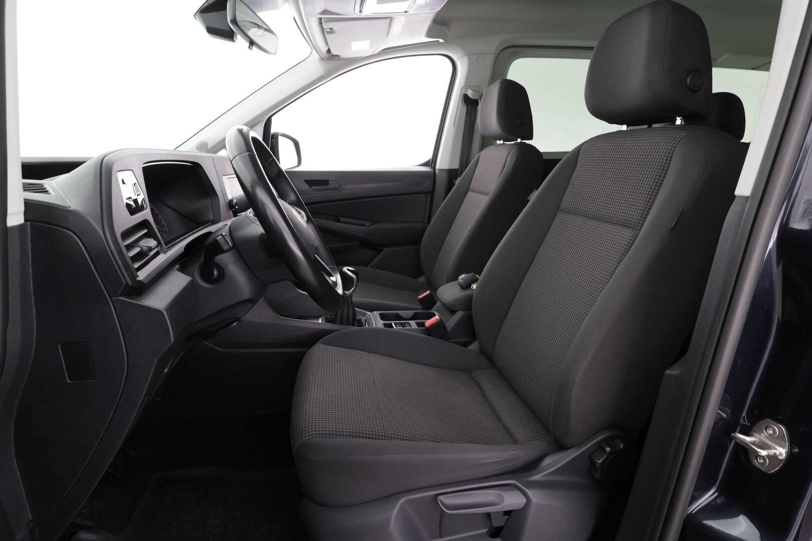 Volkswagen Caddy 2023 Family 2,0 TDI 75kW  7-P * 1.Om Suomi-auto / Vakkari / P.tutkat / Webasto / Koukku / 2xRenkaat *