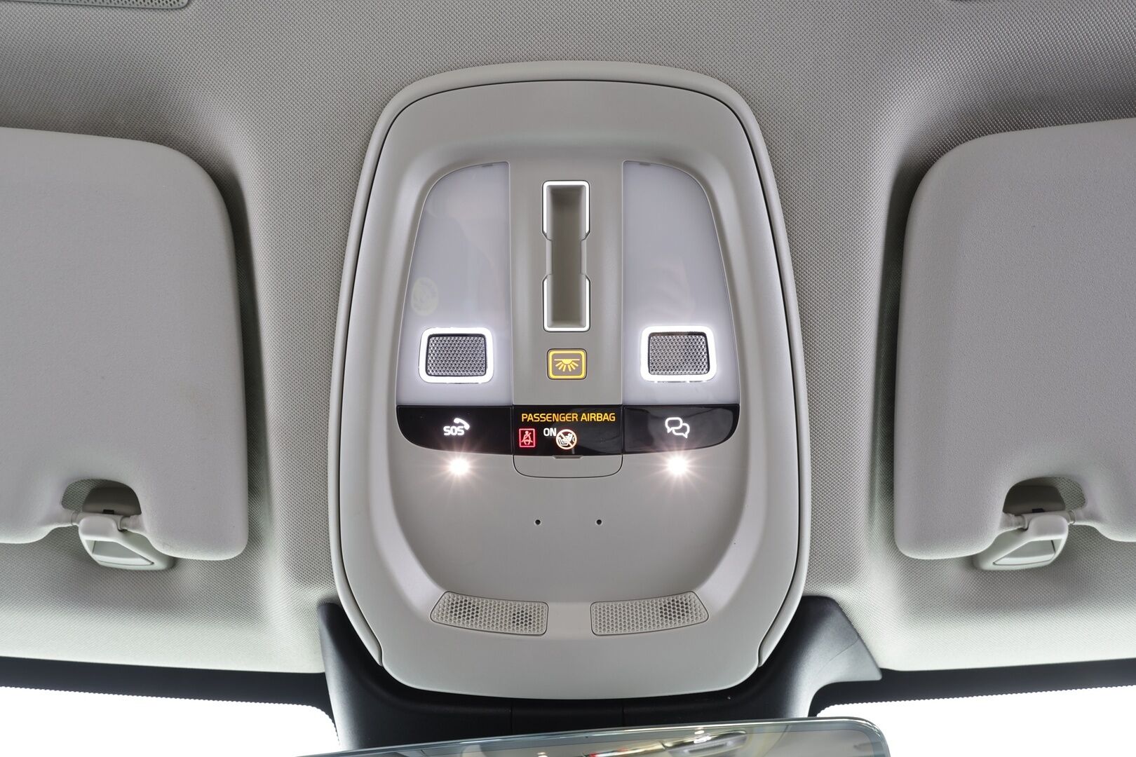 Volvo XC60 2023 T6 AWD Long Range Core aut * ACC / Webasto / Panorama / Koukku / P.Kamera / LED / Navi / Facelift / BLIS / Keyless * - 1.Om Suomi-auto / Kahdet renkaat aluvanteilla / Merkkihuollettu - HULLUT AVAJAISHULINAT KORKOTARJOUS 3,29 %