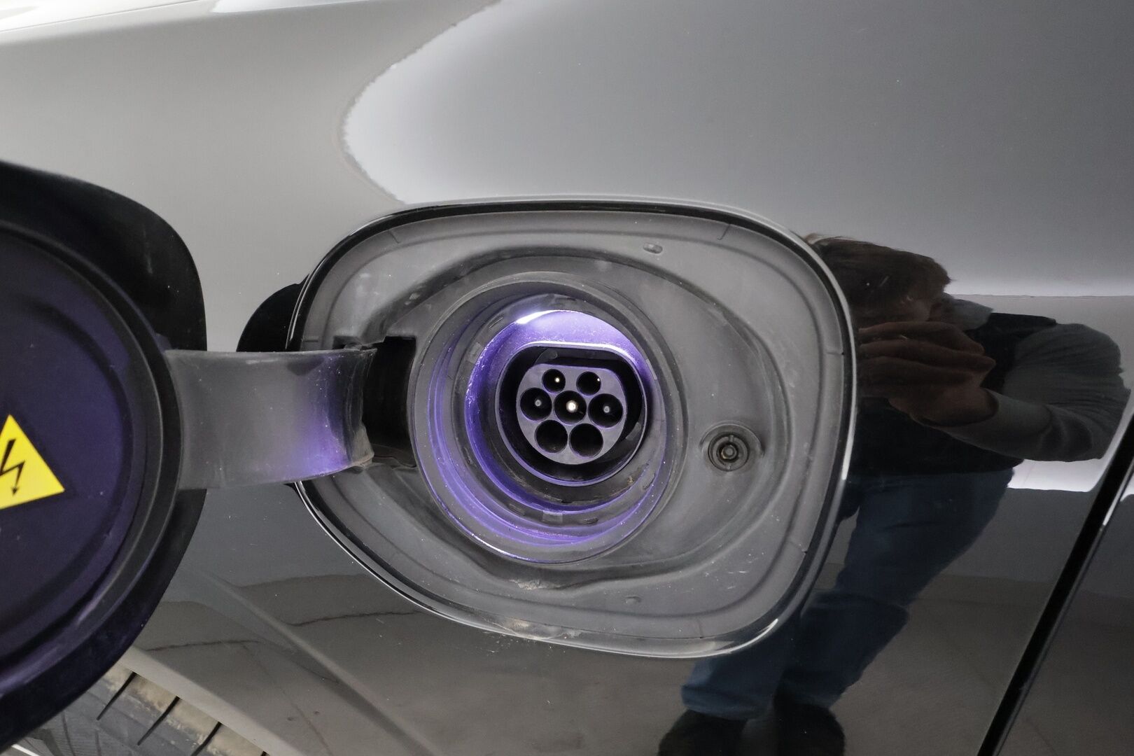 Volvo XC60 2023 T6 AWD Long Range Core aut * ACC / Webasto / Panorama / Koukku / P.Kamera / LED / Navi / Facelift / BLIS / Keyless * - 1.Om Suomi-auto / Kahdet renkaat aluvanteilla / Merkkihuollettu - HULLUT AVAJAISHULINAT KORKOTARJOUS 3,29 %