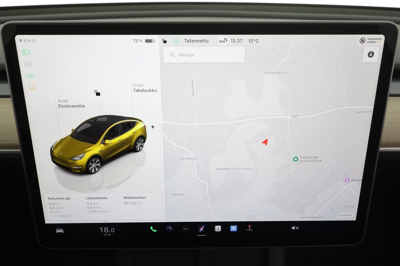 Tesla Model Y 2023 Long Range Dual Motor * Lasikatto / Koukku / ILP / ACC / Matrix-LED / Muistipenkki / P.kamera / Premium Audio / Navi * - 1-om Suomi-auto / 2x Latauskaapelit / Kahdet renkaat aluvanteilla