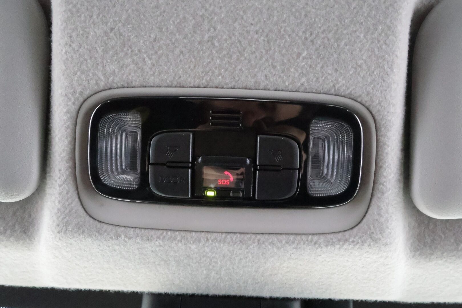 Toyota Yaris 2023 1,5 Hybrid Active * ACC / P.Kamera / Kaistavahti / Apple&Android / 2x Renkaat / ALV * - HULLUT AVAJAISHULINAT KORKOTARJOUS 3,29 %