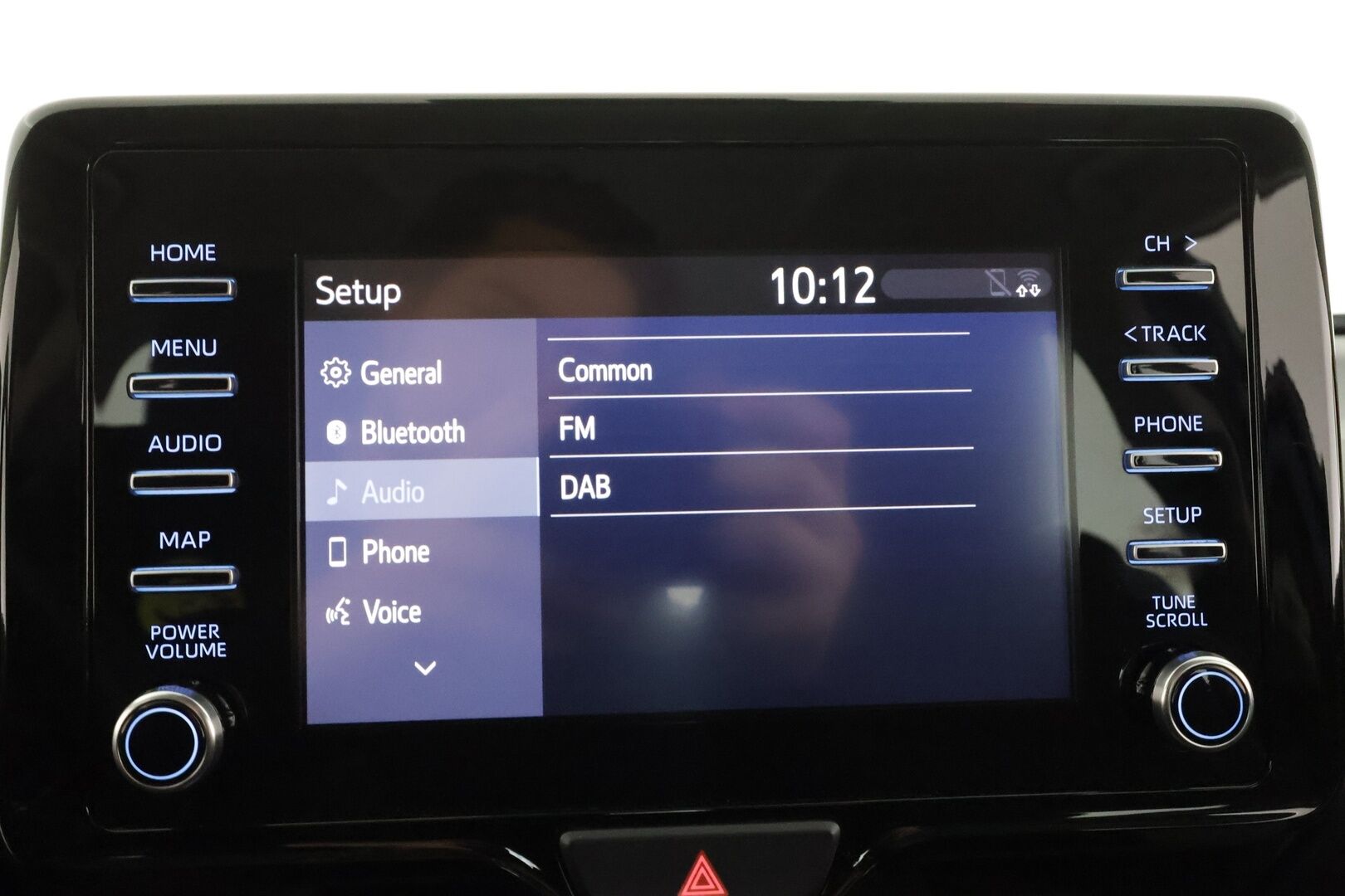 Toyota Yaris 2023 1,5 Hybrid Active * ACC / P.Kamera / Kaistavahti / Apple&Android / 2x Renkaat / ALV * - HULLUT AVAJAISHULINAT KORKOTARJOUS 3,29 %