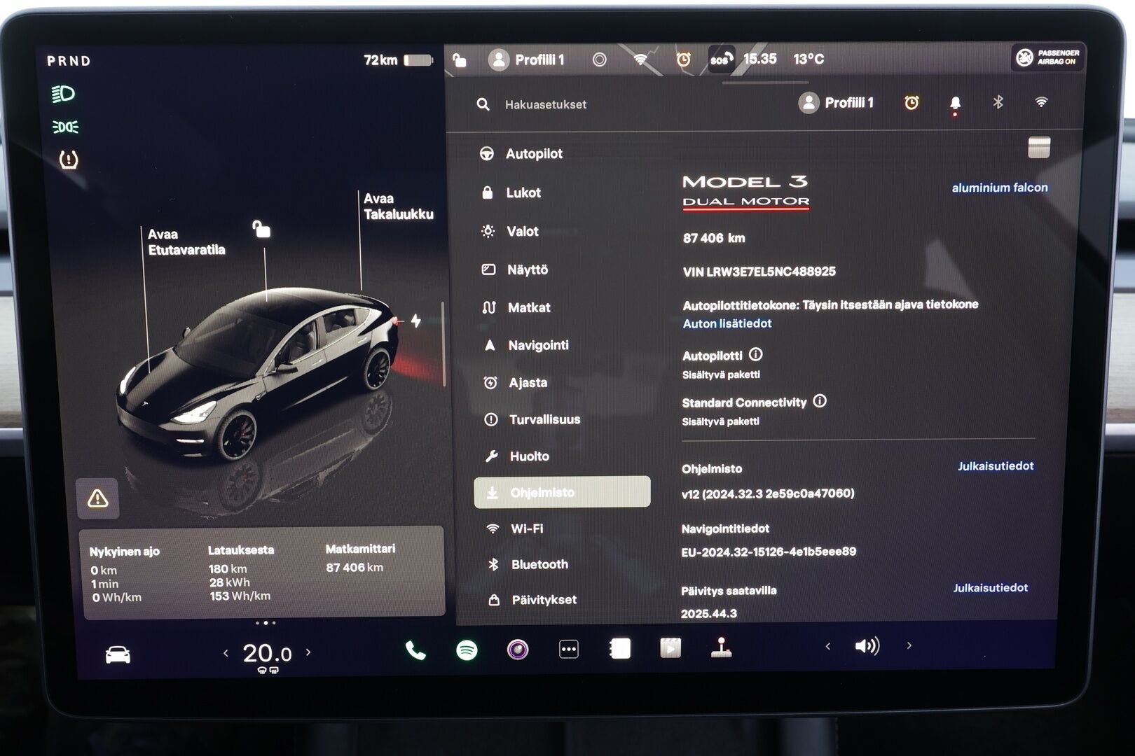 Tesla Model 3 2022 Performance * P.kamera / Premium Audio / Lasikatto / Nahat / Matrix LED / Navi / ILP * - Akku kuntotarkastettu - HULLU BLACKWEEK KORKOTARJOUS 2,49%