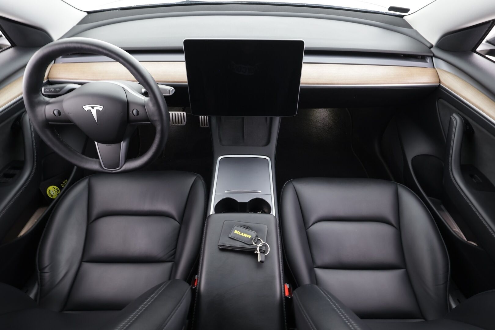 Tesla Model 3 2022 Performance * P.kamera / Premium Audio / Lasikatto / Nahat / Matrix LED / Navi / ILP * - Akku kuntotarkastettu - HULLU BLACKWEEK KORKOTARJOUS 2,49%