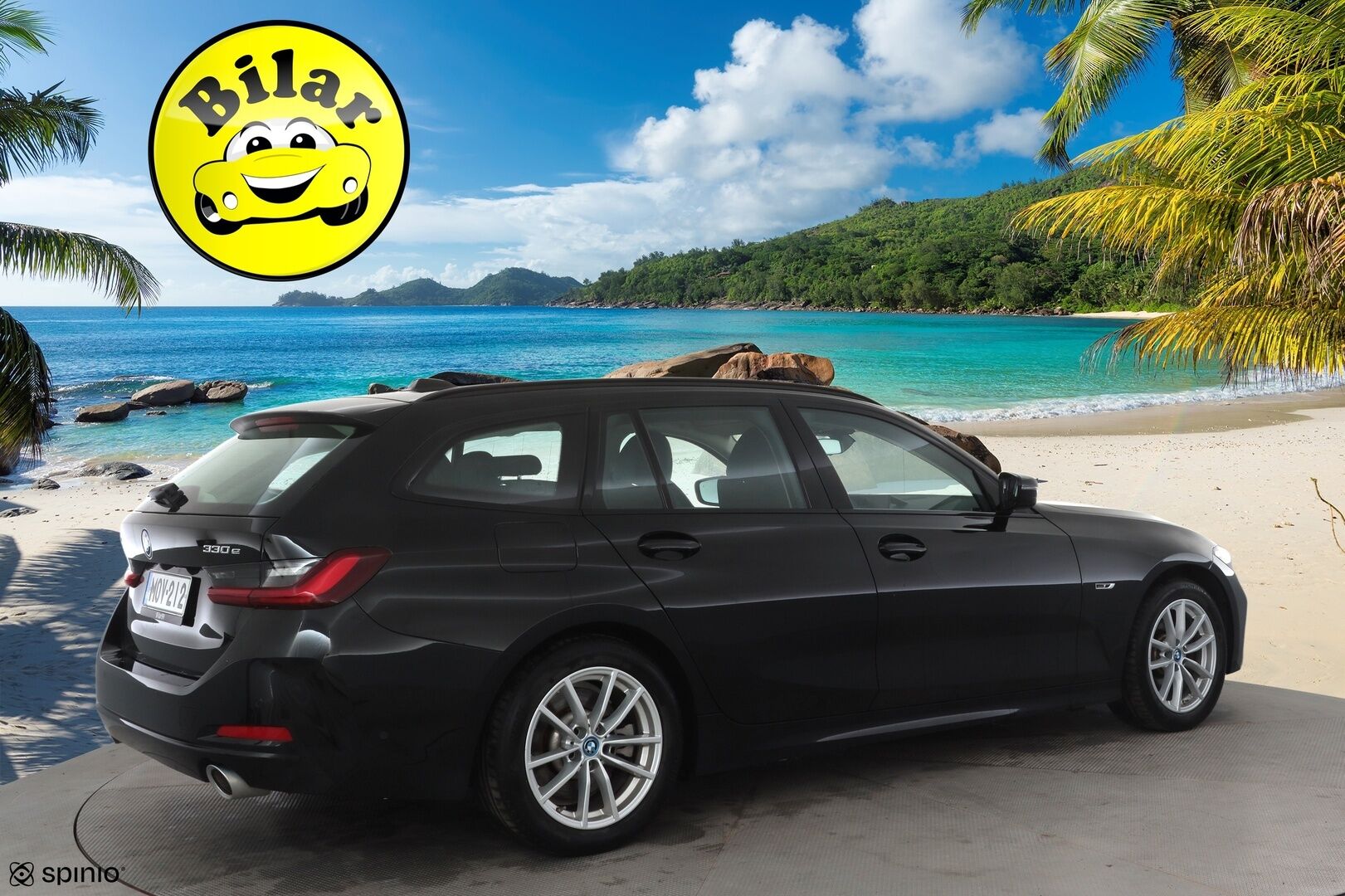 BMW 330 2023 G21 Touring 330e xDrive A Charged Edition - | ACC | Koukku | LCI | Muistipenkki | Sporttinahat | P.kamera | Lane Assist | LED | 2x renkaat aluin | Suomiauto | 2x kaapelit | 