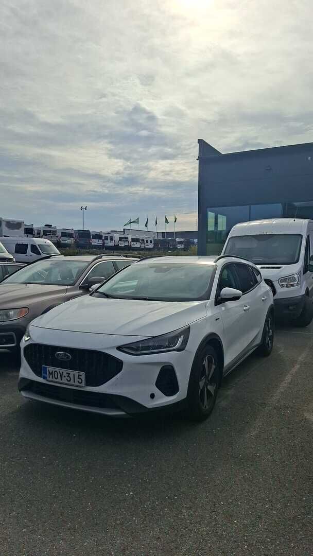 Ford Focus 2023 1.0 EcoBoost Hybrid Powershift 125hv (kevythybridi) A7 Active Wagon - Suomi-auto | Kahdet renkaat vantein | Koukku | Kamera | Tutkat | Digimittaristo | Lohkolämmitin | Apple&Android | 