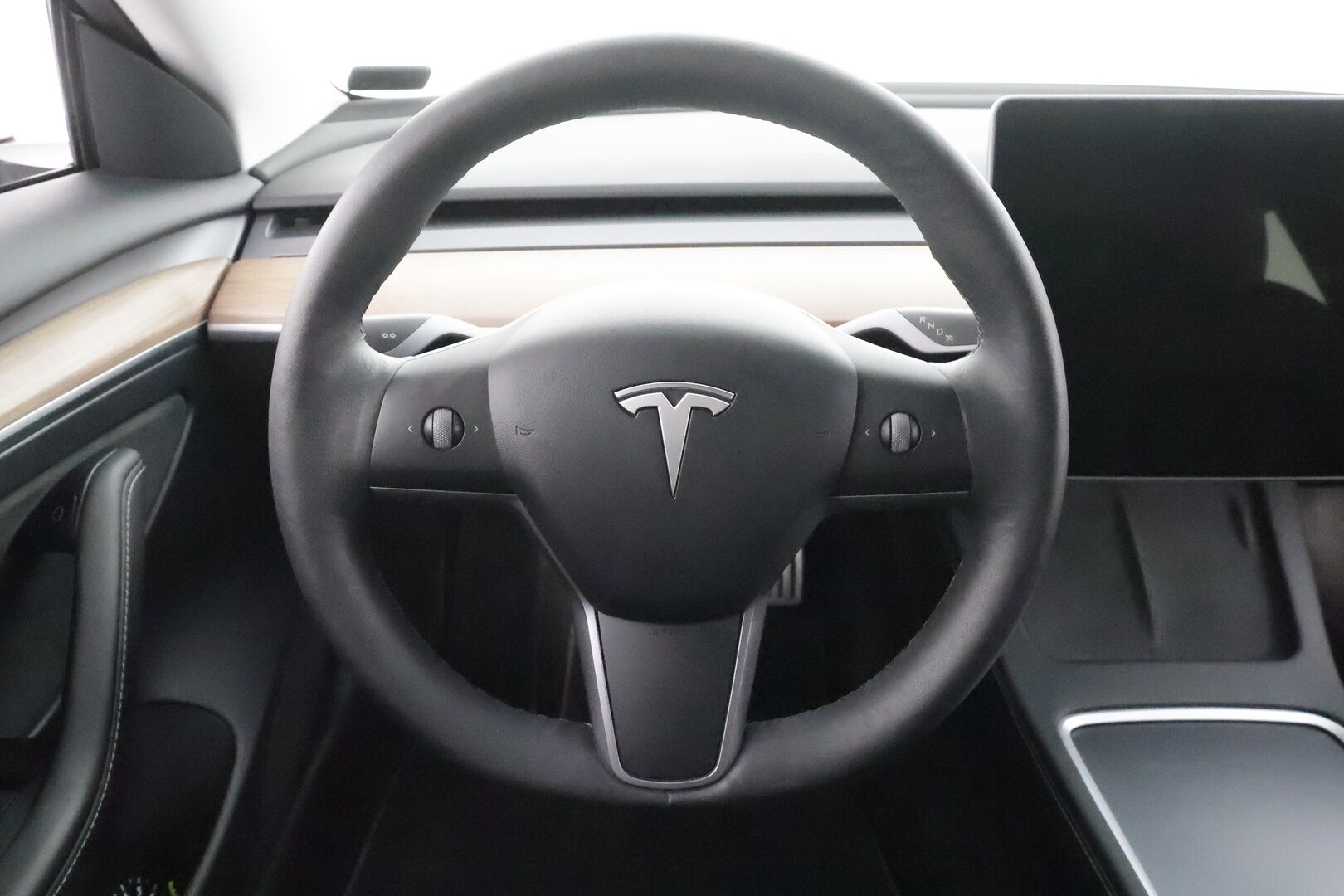 Tesla Model 3 2022 Long Range * Lasikatto / ILP / ACC / Matrix-LED / P.kamera / Muistipenkki / Premium Audio / Navi / Kaistavahti * - 2x Latauskaapelit - HULLUT BLACKWEEK JATKOT - KORKOTARJOUS 2,49%