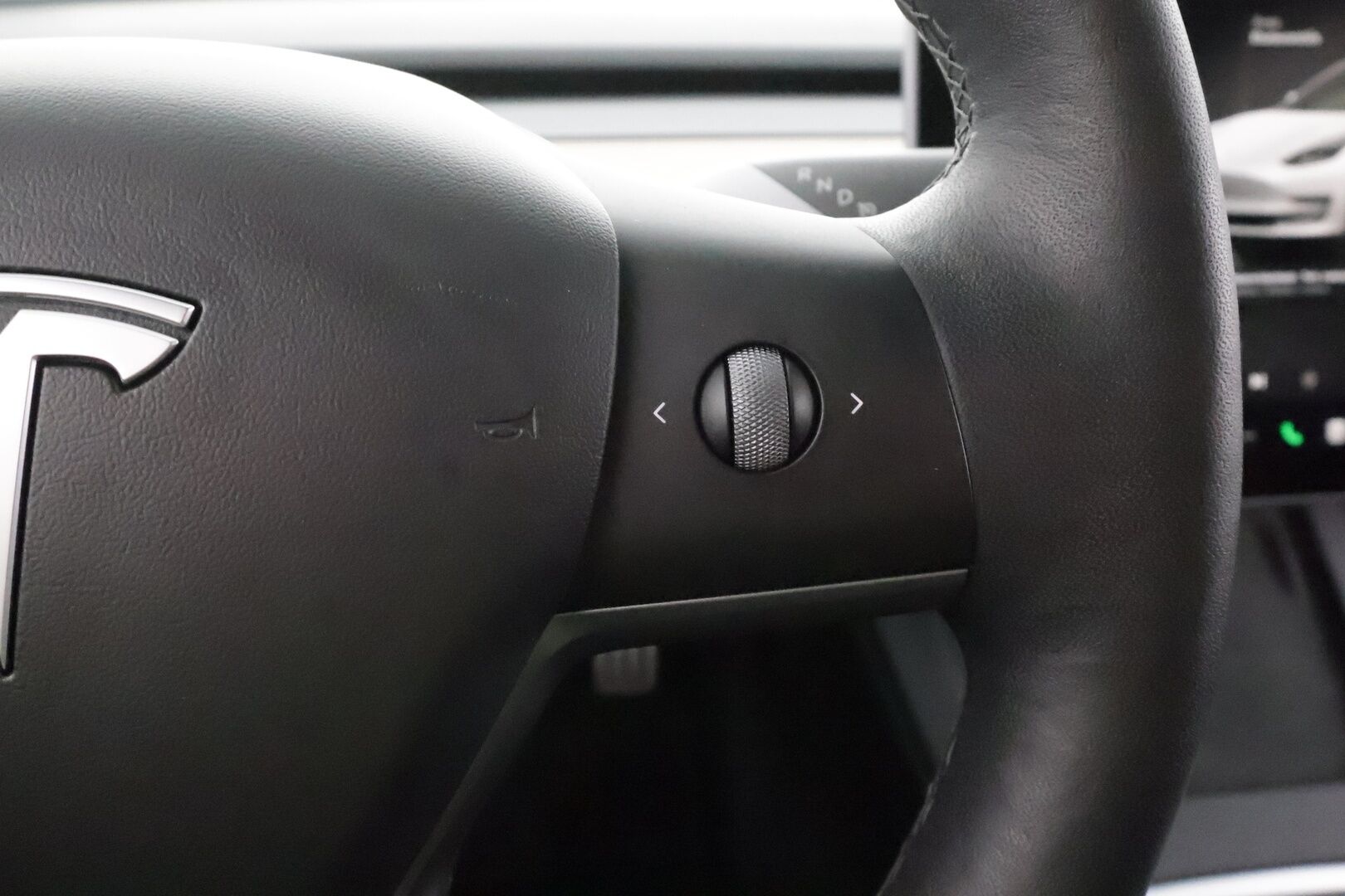 Tesla Model 3 2022 Long Range * Lasikatto / ILP / ACC / Matrix-LED / P.kamera / Muistipenkki / Premium Audio / Navi / Kaistavahti * - 2x Latauskaapelit - HULLUT BLACKWEEK JATKOT - KORKOTARJOUS 2,49%