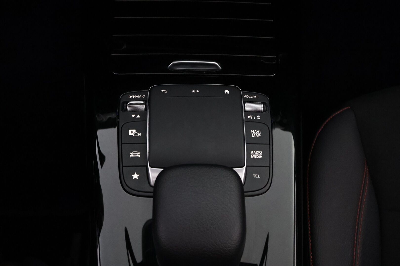Mercedes-Benz CLA 2022 250 e A Shooting Brake Business AMG Edition - DTR+Q | Panorama | 360-Kamera | Vetokoukku | Widescreen | Night | Lisälämmitin | Multibeam LED | Nahka-Alcantara | Huippuvarusteet!