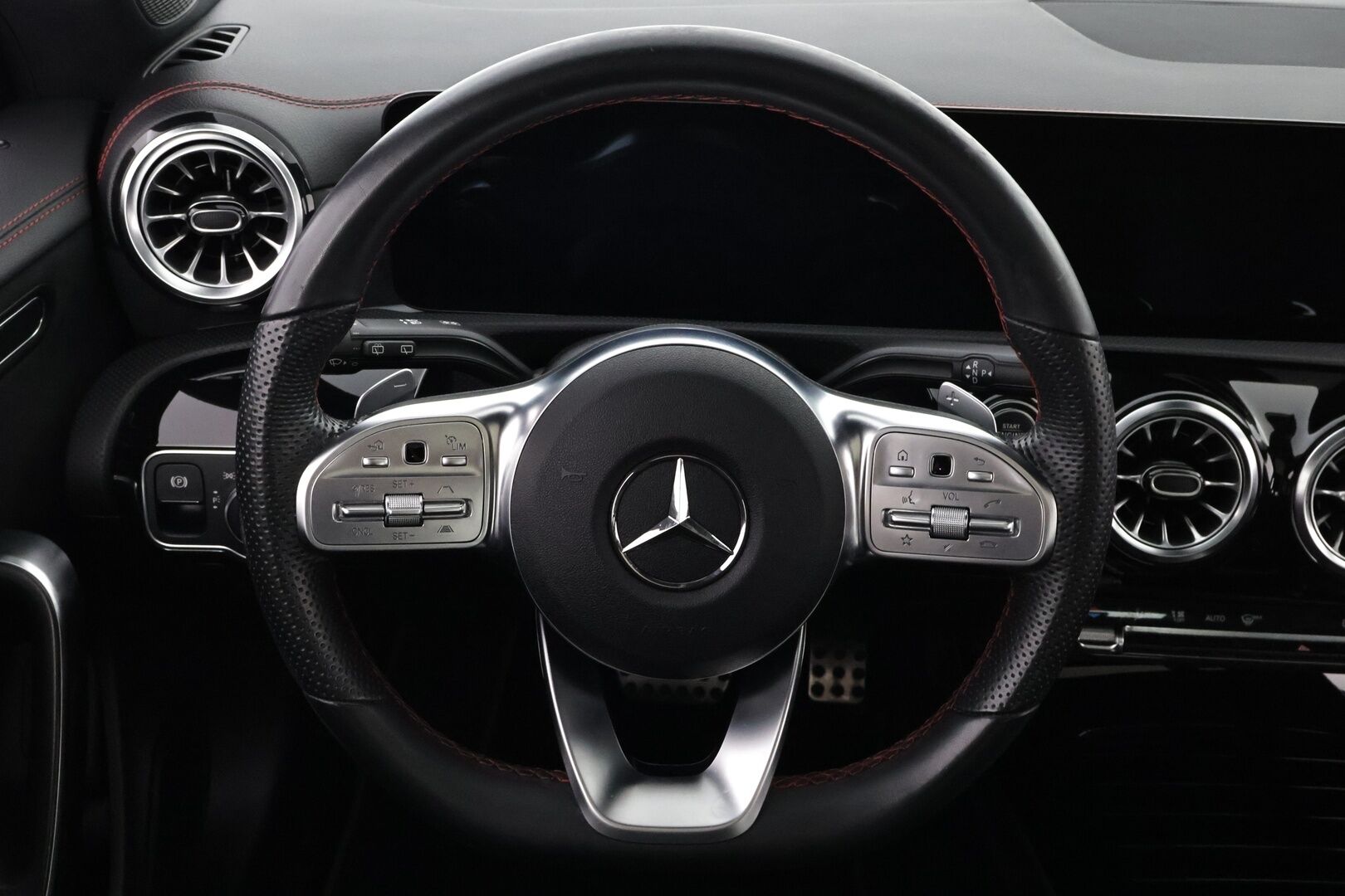 Mercedes-Benz CLA 2022 250 e A Shooting Brake Business AMG Edition - DTR+Q | Panorama | 360-Kamera | Vetokoukku | Widescreen | Night | Lisälämmitin | Multibeam LED | Nahka-Alcantara | Huippuvarusteet!