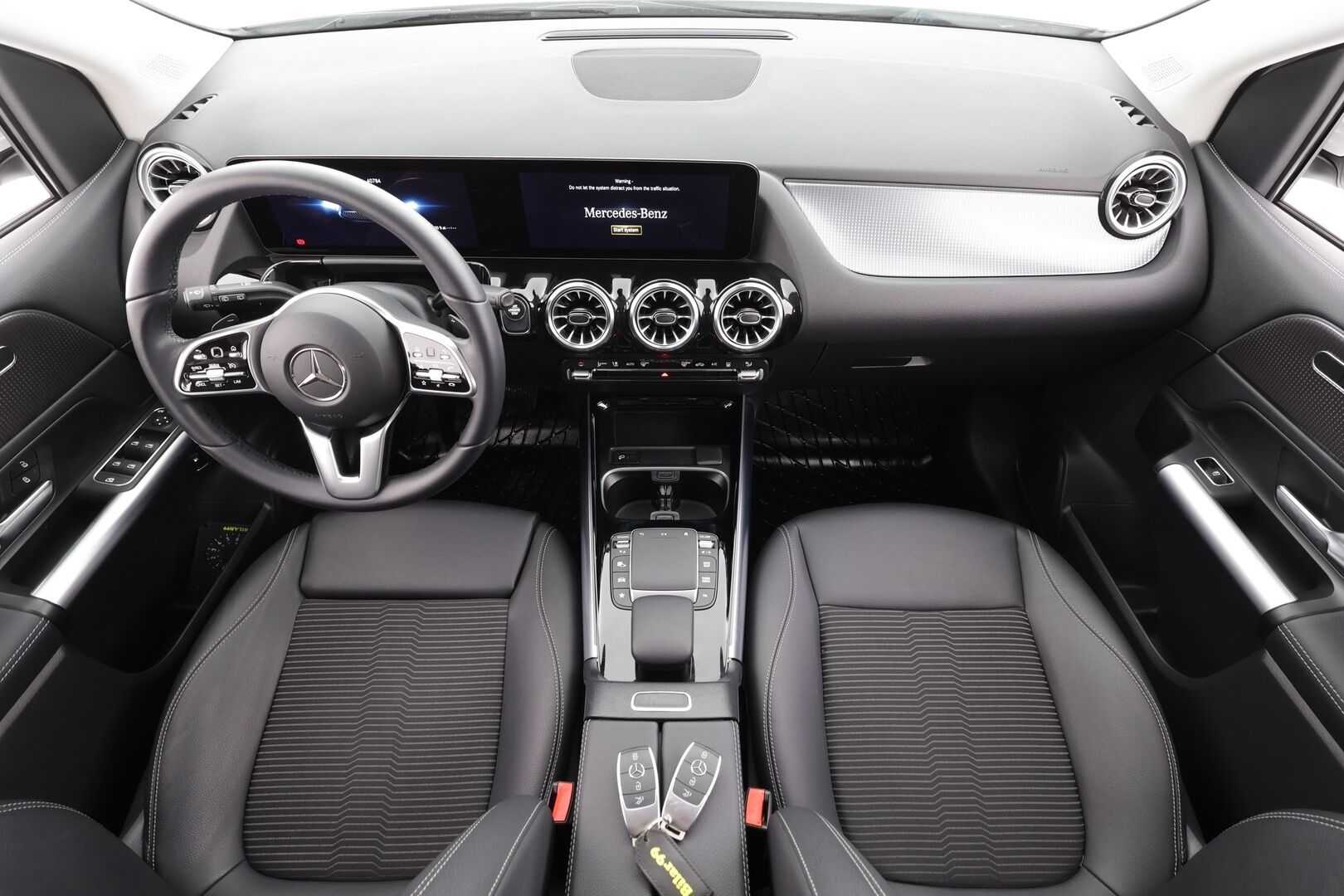 Mercedes-Benz B 2023 250 e A Business Edition * Multibeam LED / Peruutuskamera / Widescreen / Comand Navi / Puolinahkasisusta / Vakkari / Keyless - 1.Om Suomi-auto / Kahdet renkaat aluvanteilla - HULLUT AVAJAISHULINAT KORKOTARJOUS 3,29 %