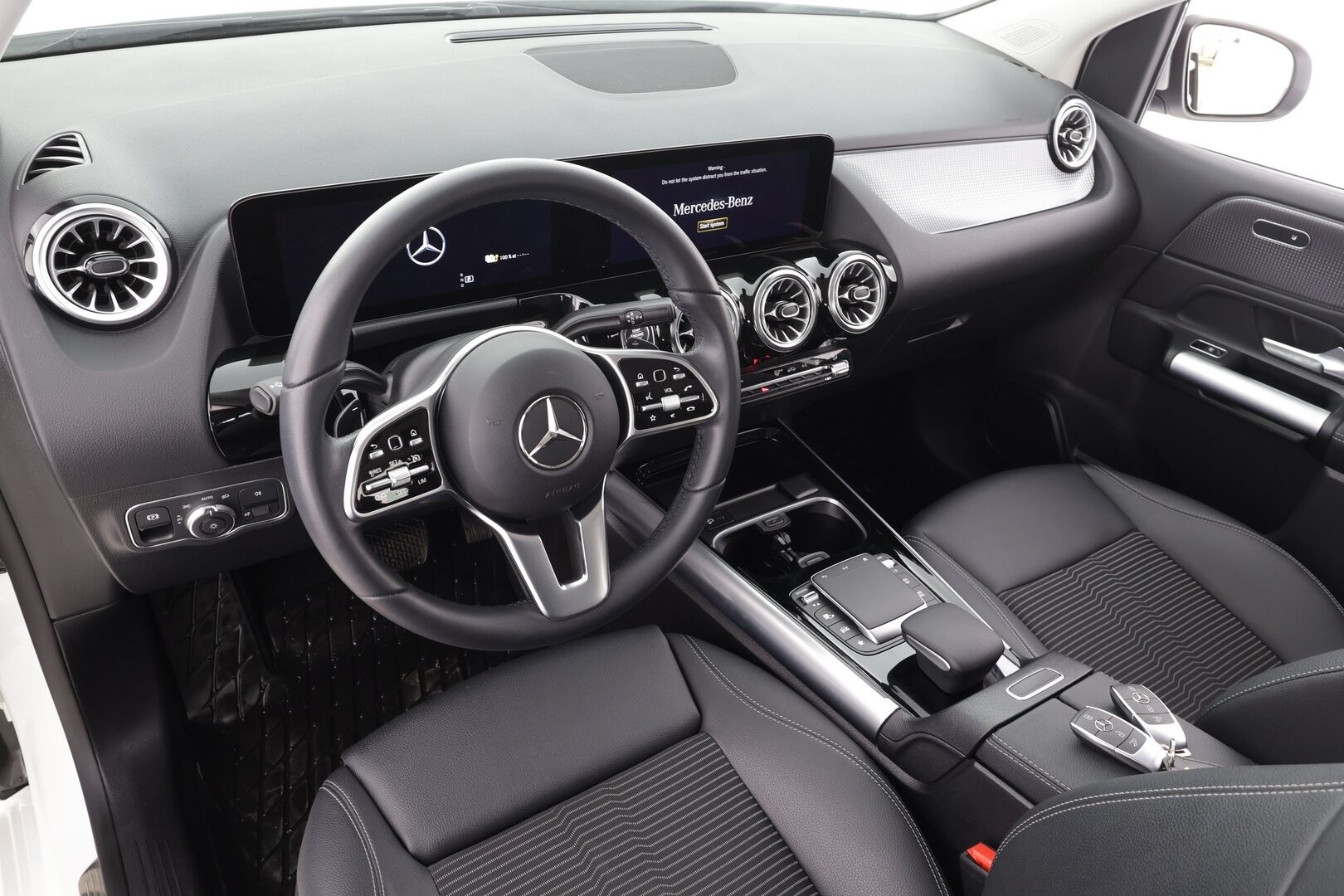 Mercedes-Benz B 2023 250 e A Business Edition * Multibeam LED / Peruutuskamera / Widescreen / Comand Navi / Puolinahkasisusta / Vakkari / Keyless - 1.Om Suomi-auto / Kahdet renkaat aluvanteilla - HULLUT AVAJAISHULINAT KORKOTARJOUS 3,29 %